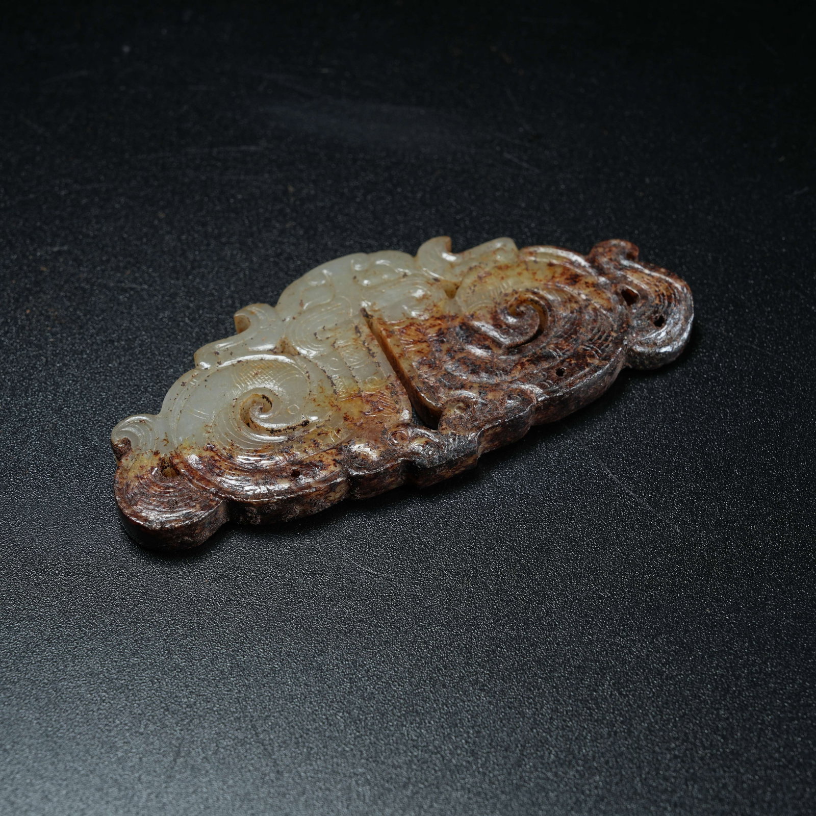 A ANCIENT JADE ASSEMBLED PENDANT WITH DRAGON PATTERN - 7