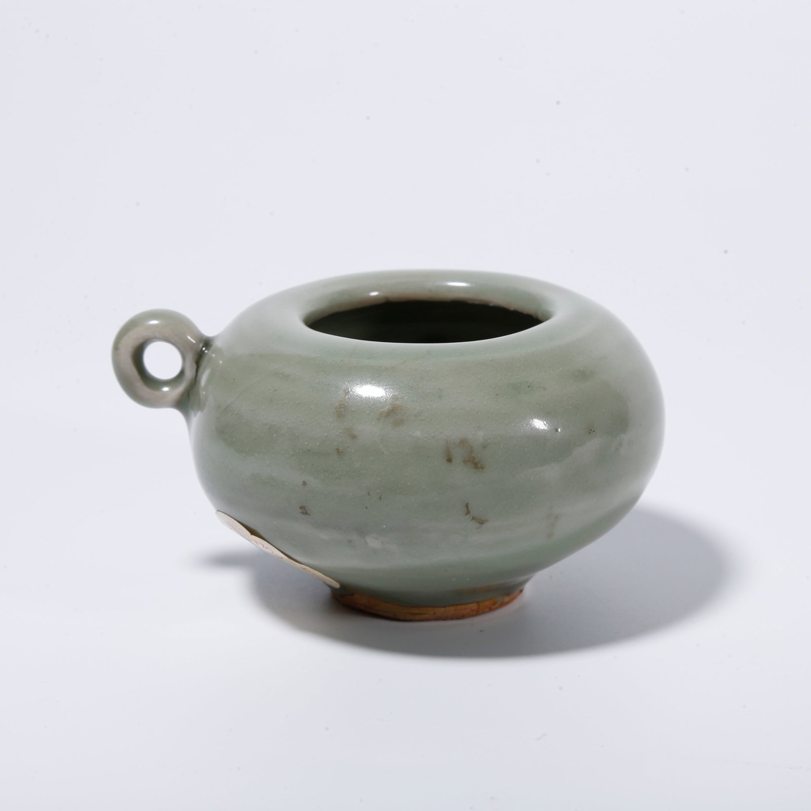 A LONGQUAN?KILN BIRD?FEEDER (1 of 8)
