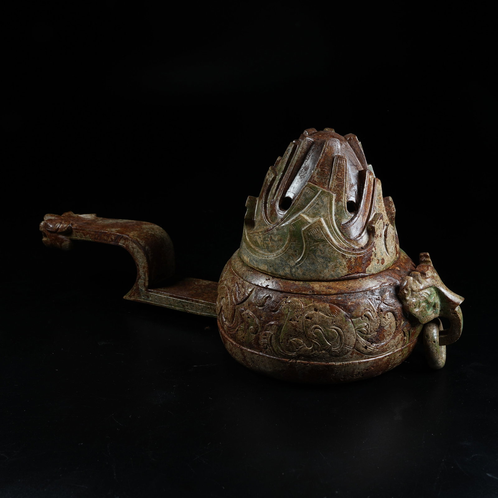 A ANCIENT JADE BOSHAN CENSER WITH BEAST HANDLE: Ancient Jade Boshan Censer with Beast Handle