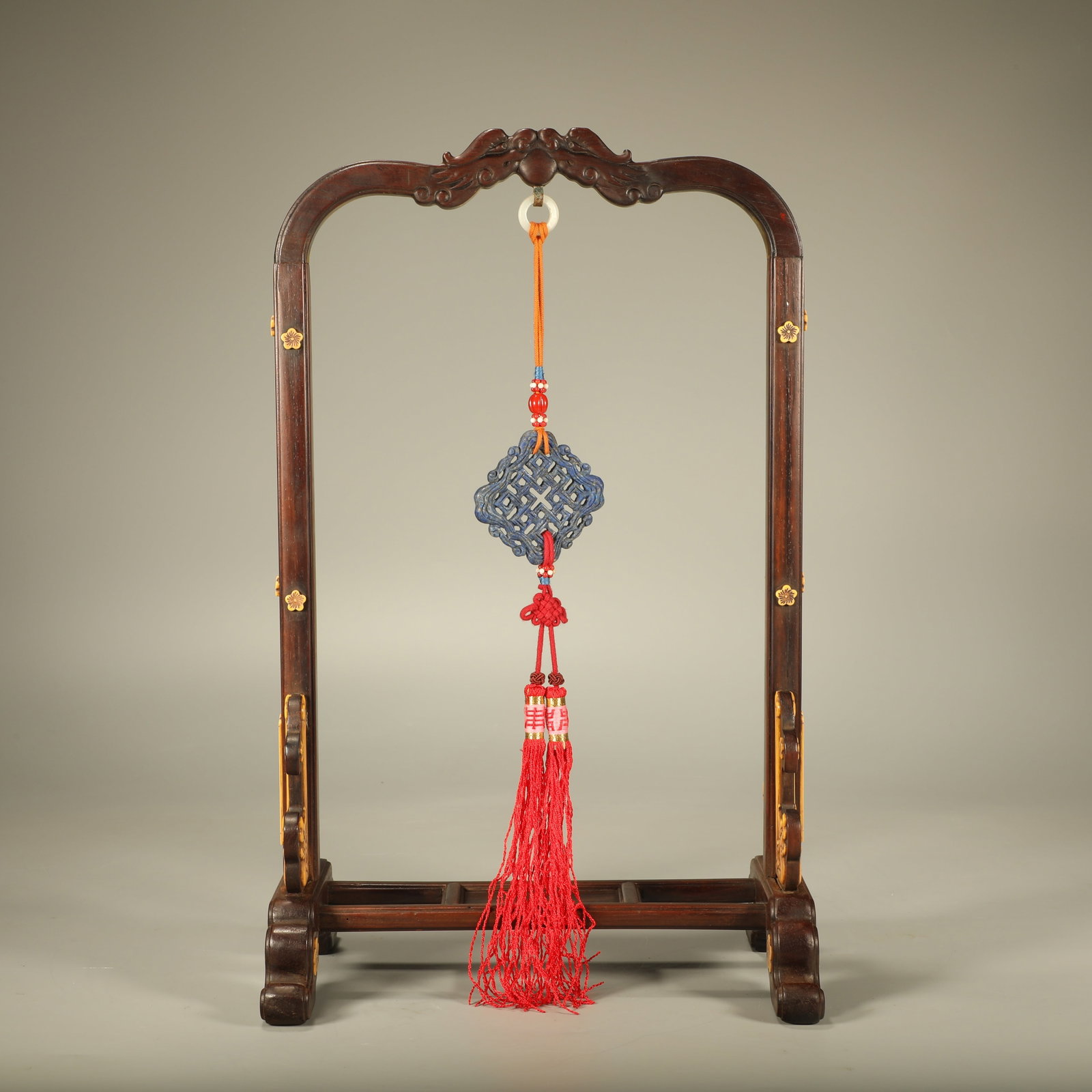 A HUANGHUALI HANGING DISPLAY WITH TWO?DRAGONS?CHASING?PEARL CARVINGS MOUNTED WITH LAPIS LAZULI (1 of 6)