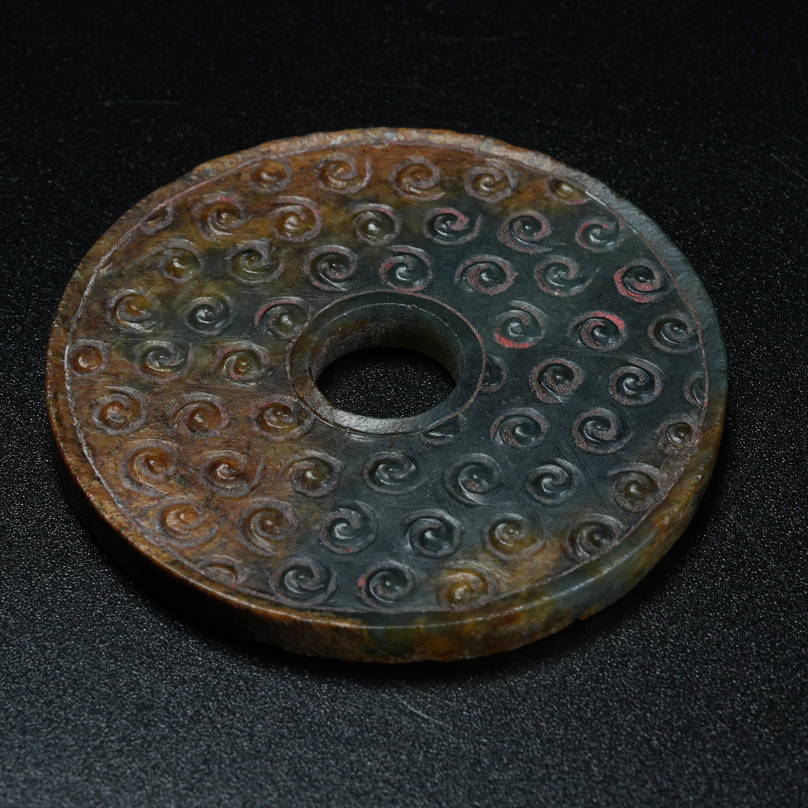 A ANCIENT JADE BI DISC WITH HOOKED CLOUD PATTERN - 7