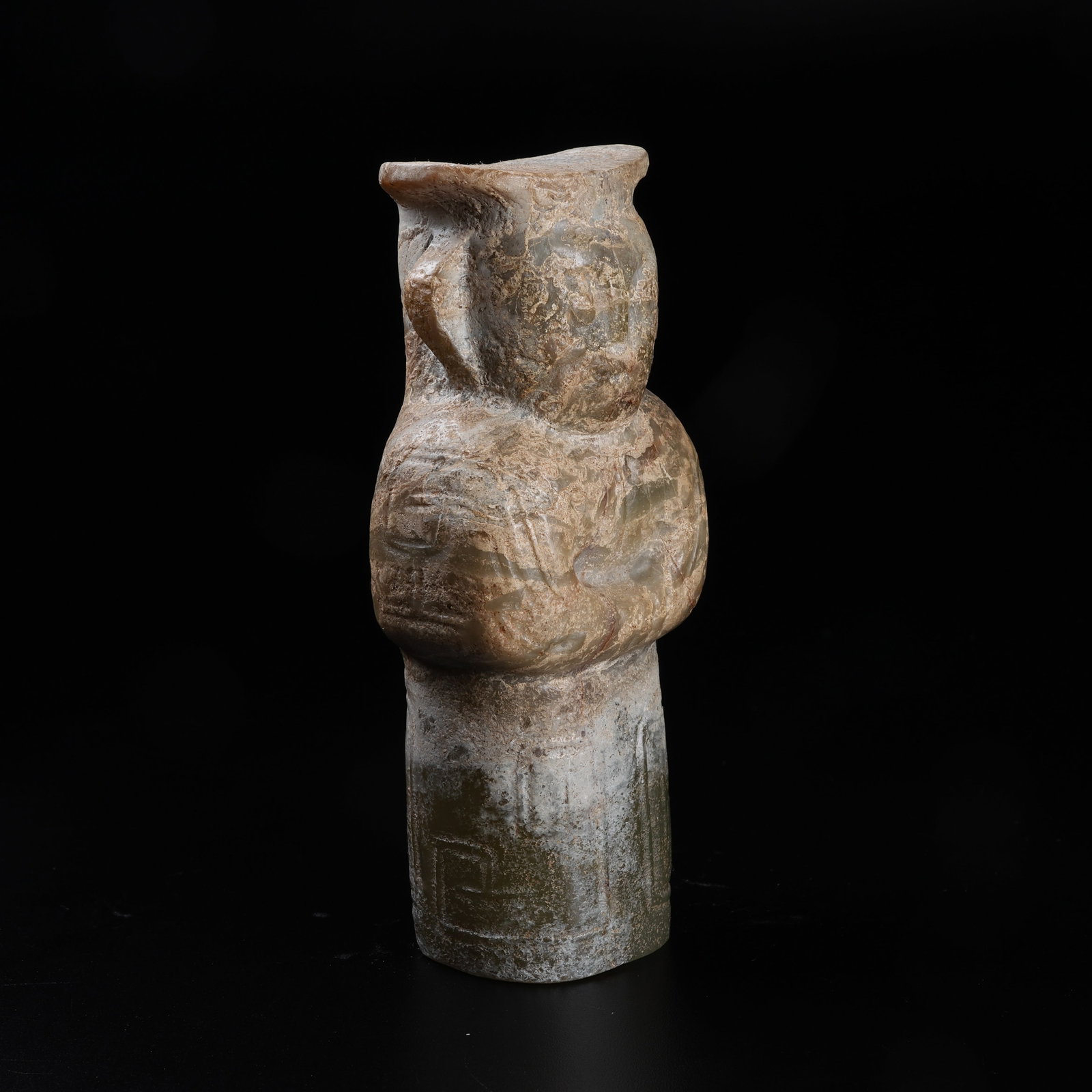 A STANDING ARCHAIC JADE DEITY STATUE - 5