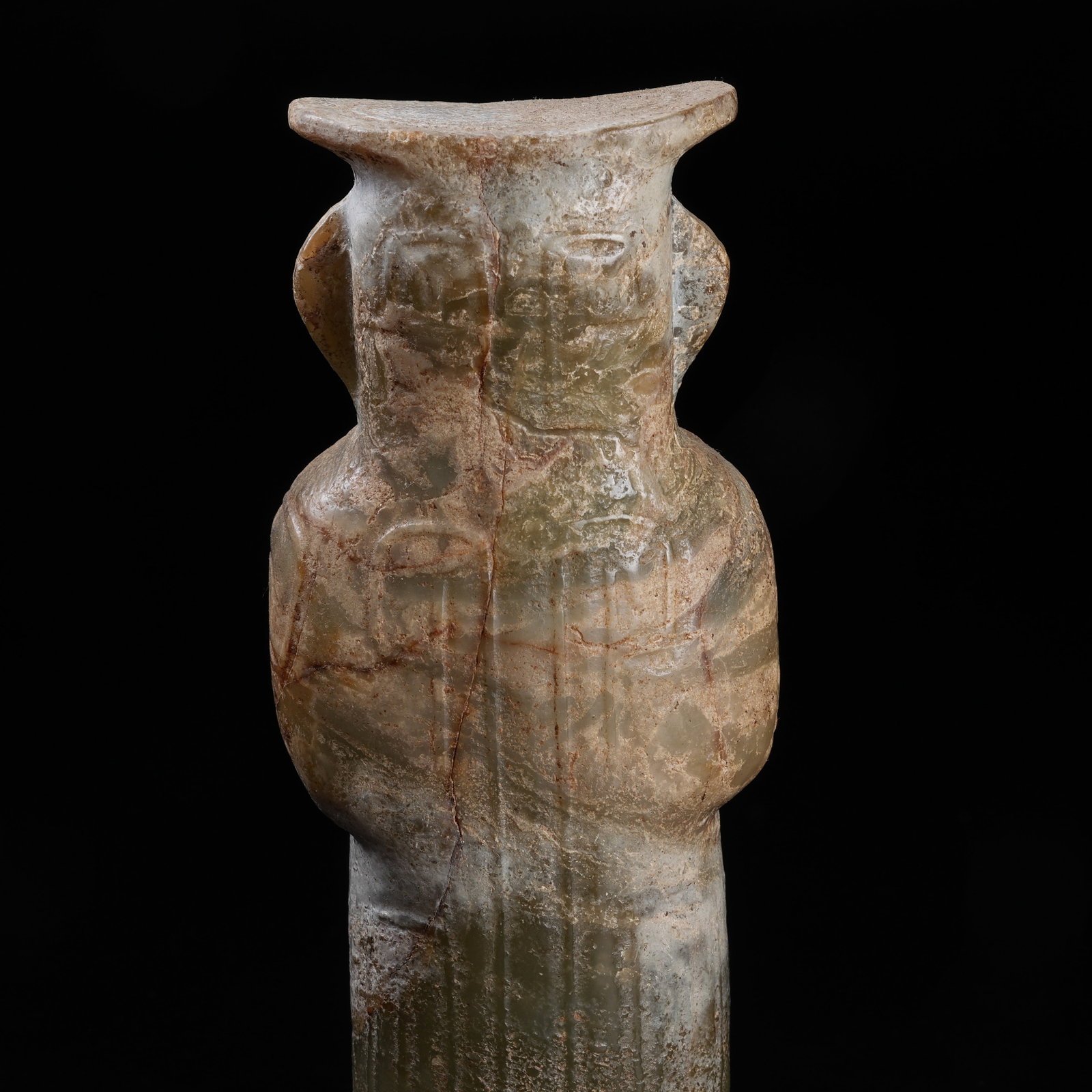 A STANDING ARCHAIC JADE DEITY STATUE - 8