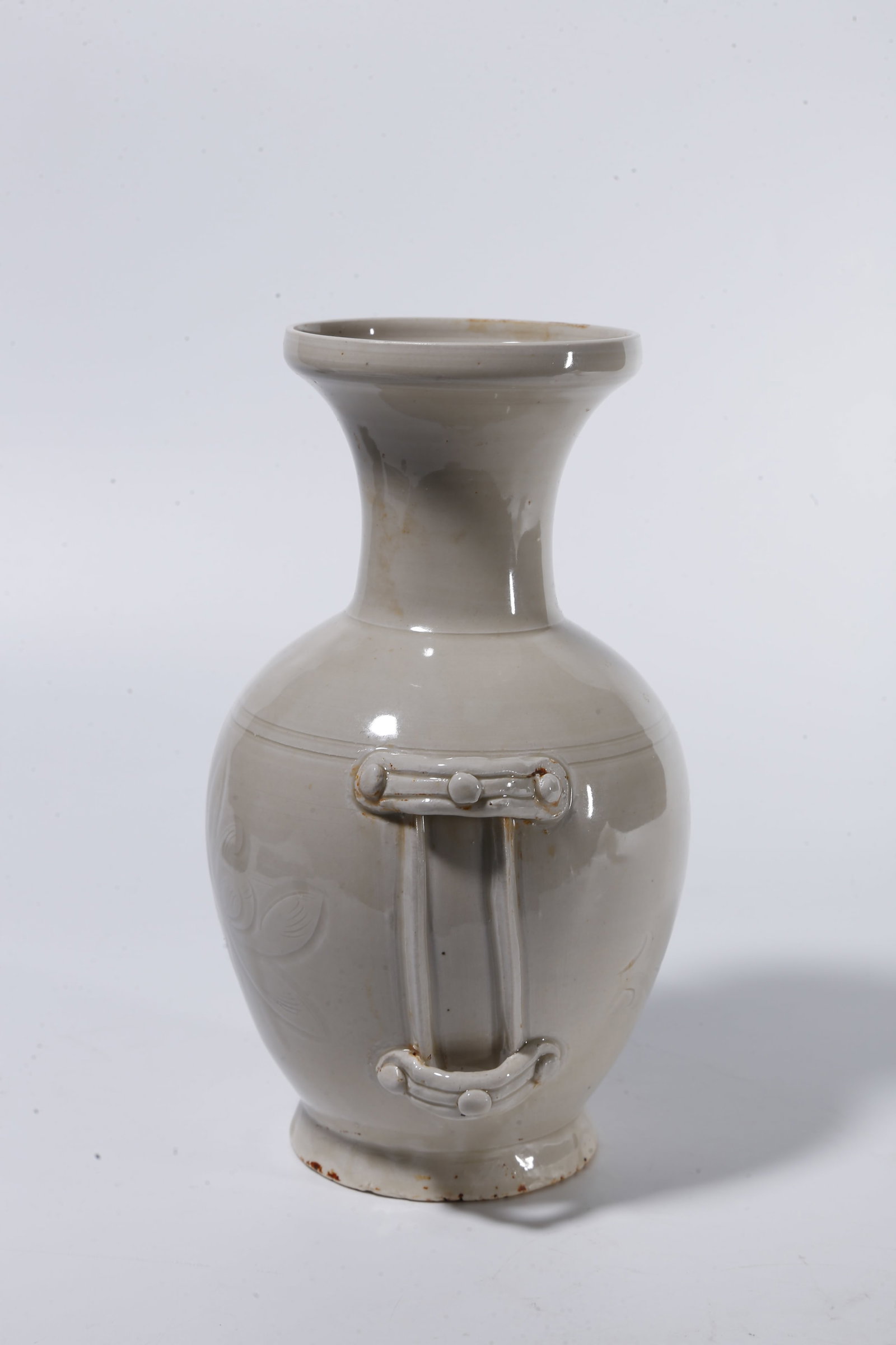 A DING WARE INCISED STRAP?MOUNTED VASE - 2