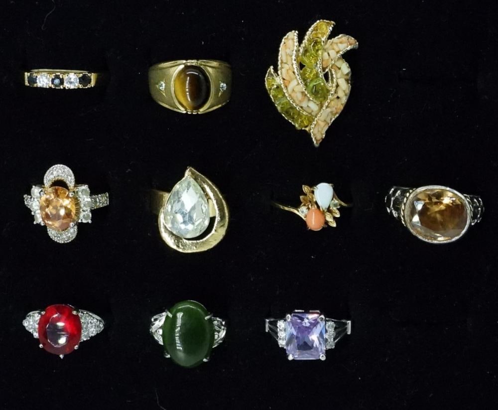 (10) PRETTY GEMSTONE FASHION RINGS: (10) PRETTY GEMSTONE FASHION RINGS