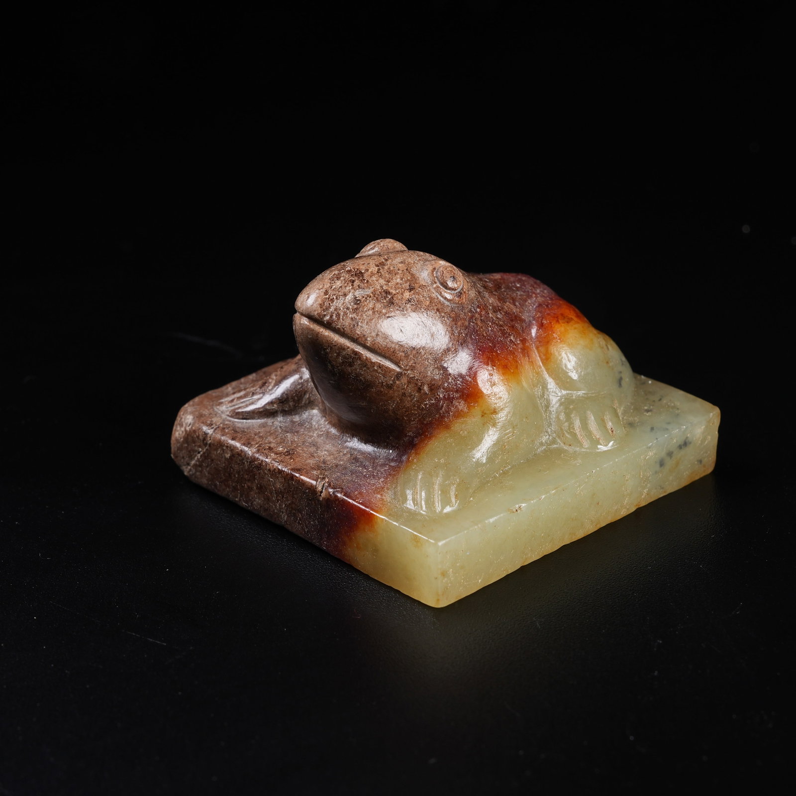 A ARCHAIC JADE SEAL WITH BEAST KNOB: Archaic Jade Seal with Beast Knob
