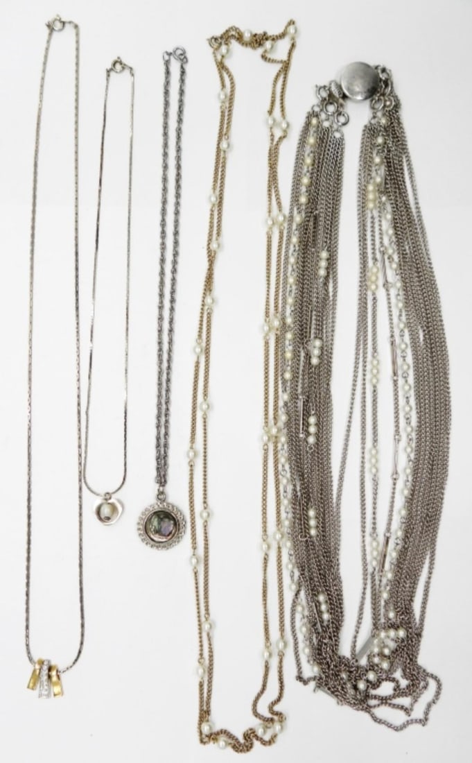 VINTAGE FASHION NECKLACES: VINTAGE FASHION NECKLACES