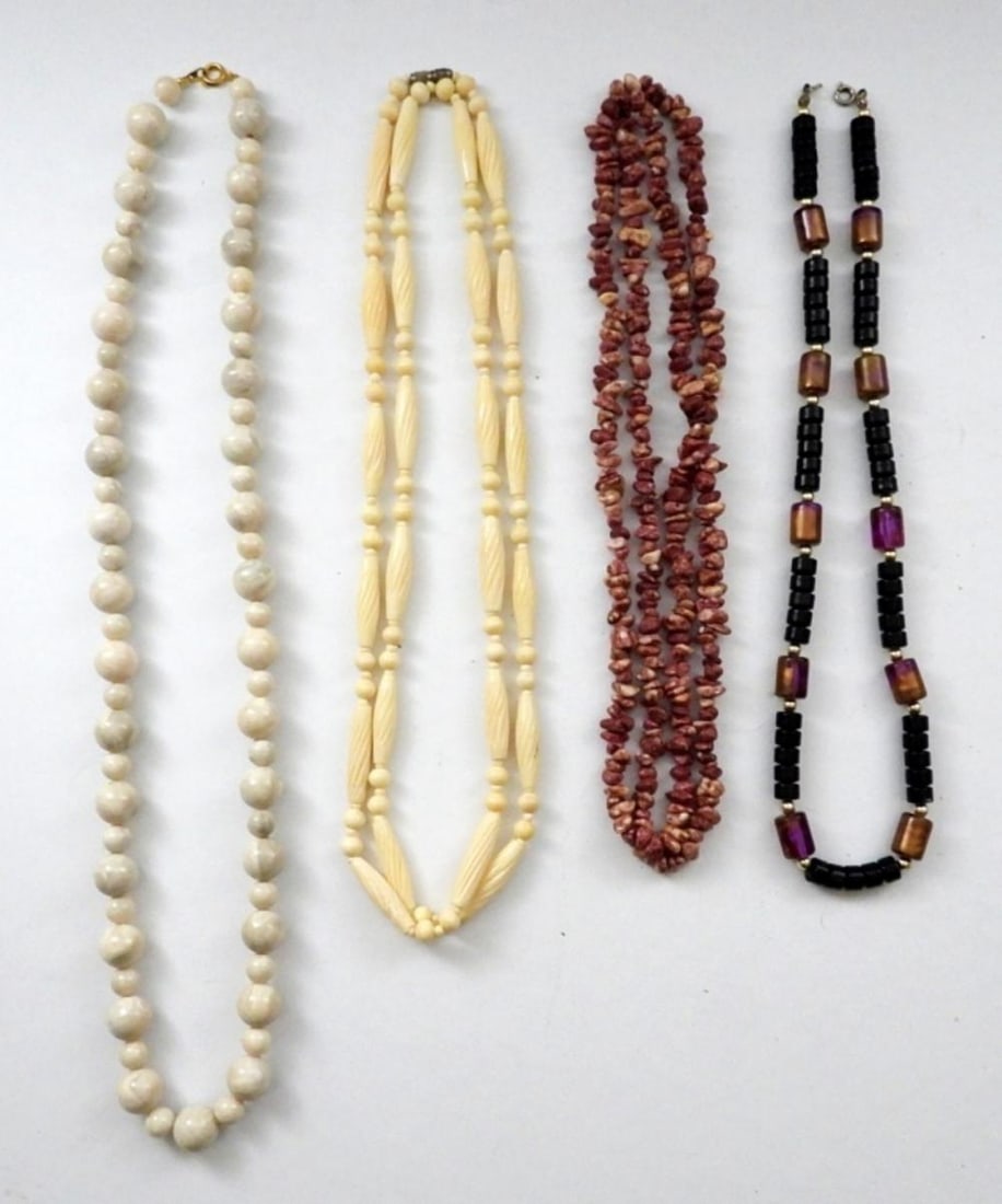 (4) VINTAGE BEADED NECKLACES: (4) VINTAGE BEADED NECKLACES