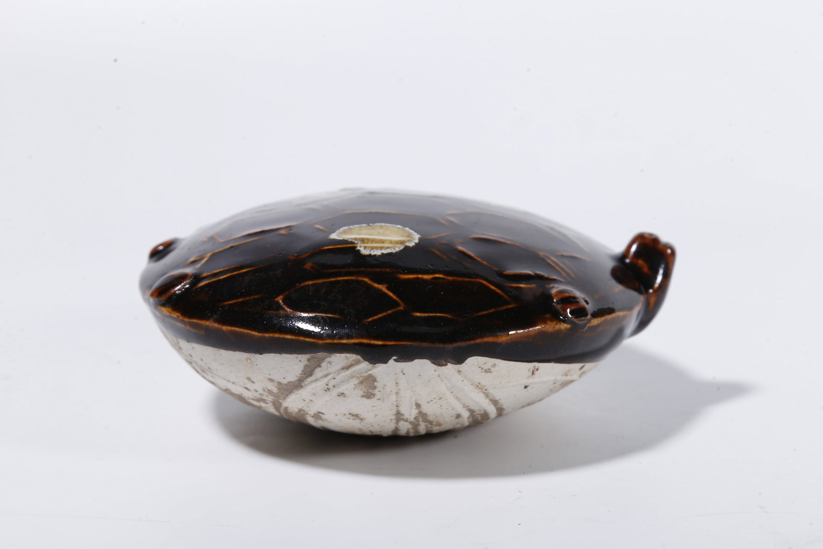 A DING WARE BROWN?PAINTED TURTLE?FORM ORNAMENT - 2
