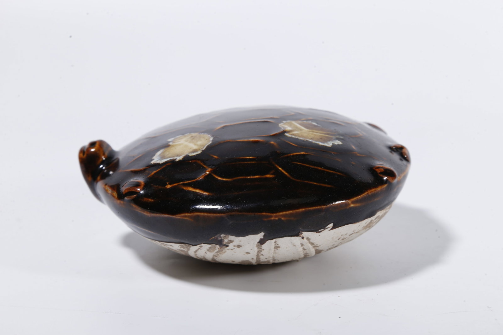 A DING WARE BROWN?PAINTED TURTLE?FORM ORNAMENT - 4