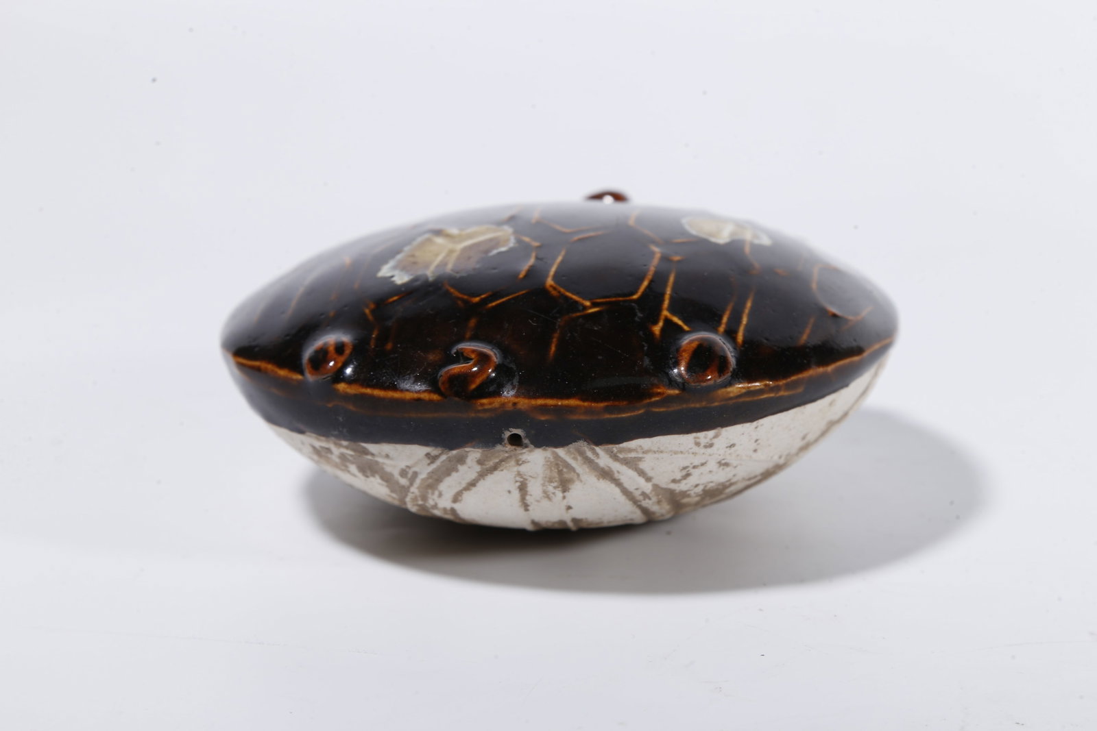 A DING WARE BROWN?PAINTED TURTLE?FORM ORNAMENT - 5