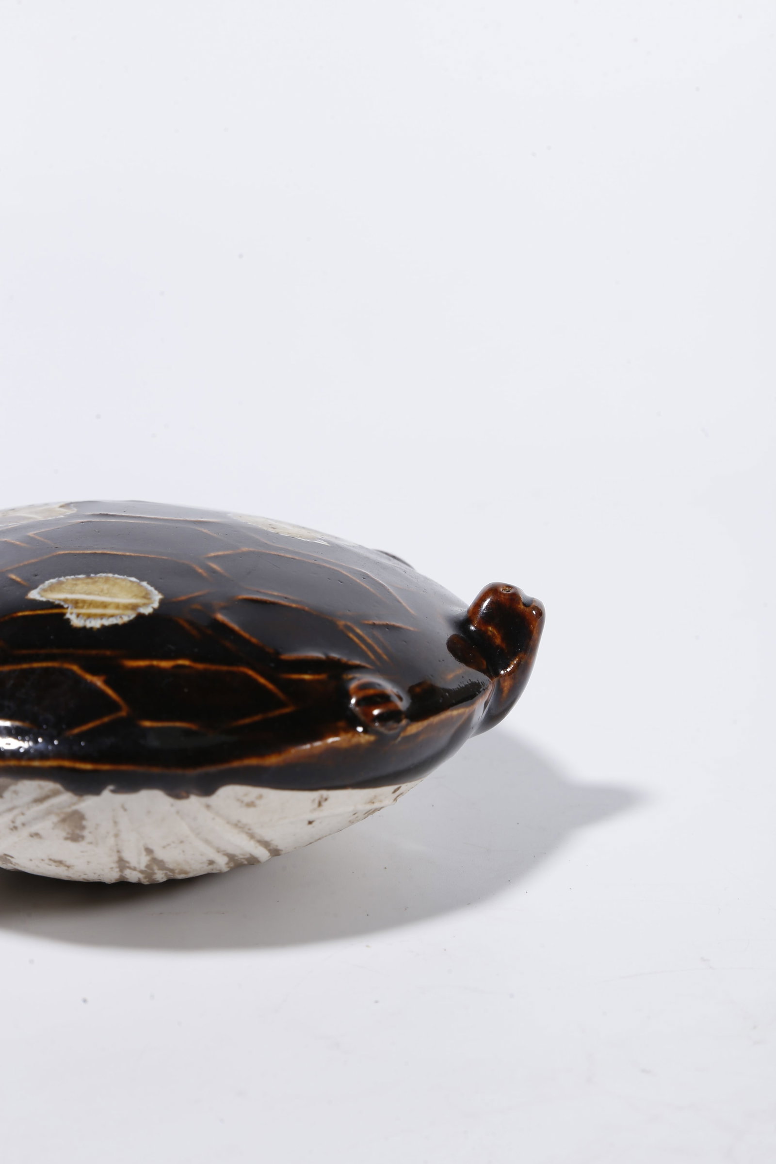 A DING WARE BROWN?PAINTED TURTLE?FORM ORNAMENT - 6
