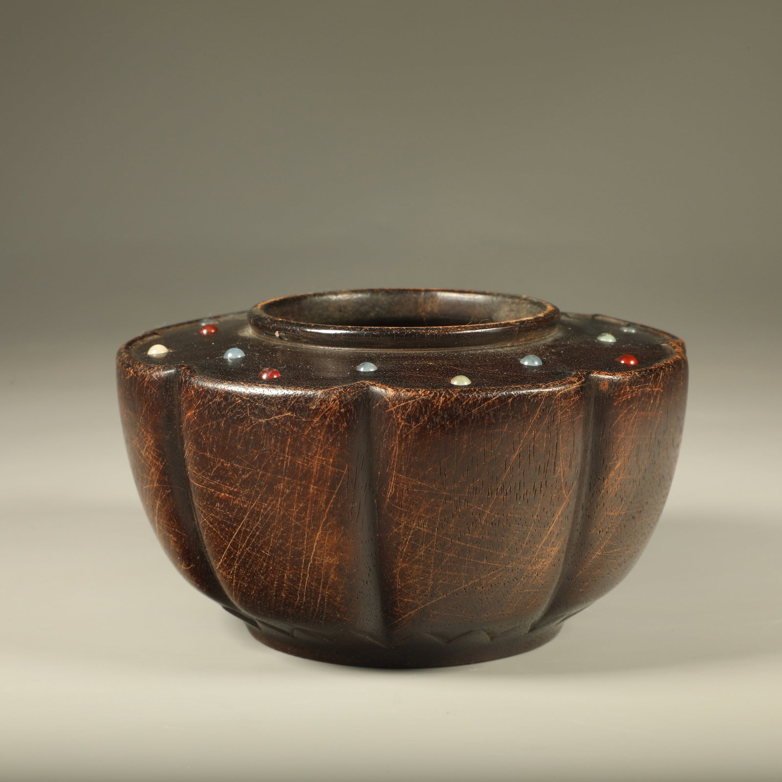 A SANDALWOOD LOTUS?SEED CENSER INLAID WITH GEMSTONES: Sandalwood Lotus?seed Censer Inlaid with Gemstones
