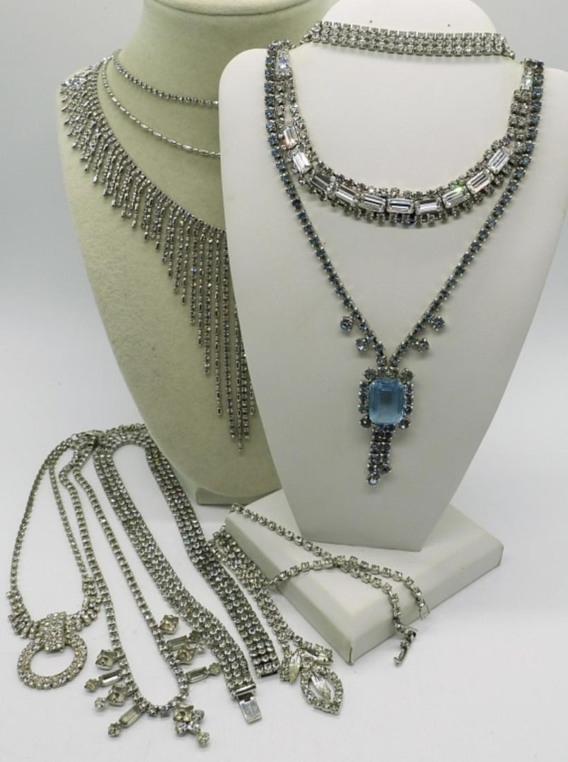 (8) WHITE & BLUE RHINESTONE NECKLACES: (8) WHITE & BLUE RHINESTONE NECKLACES