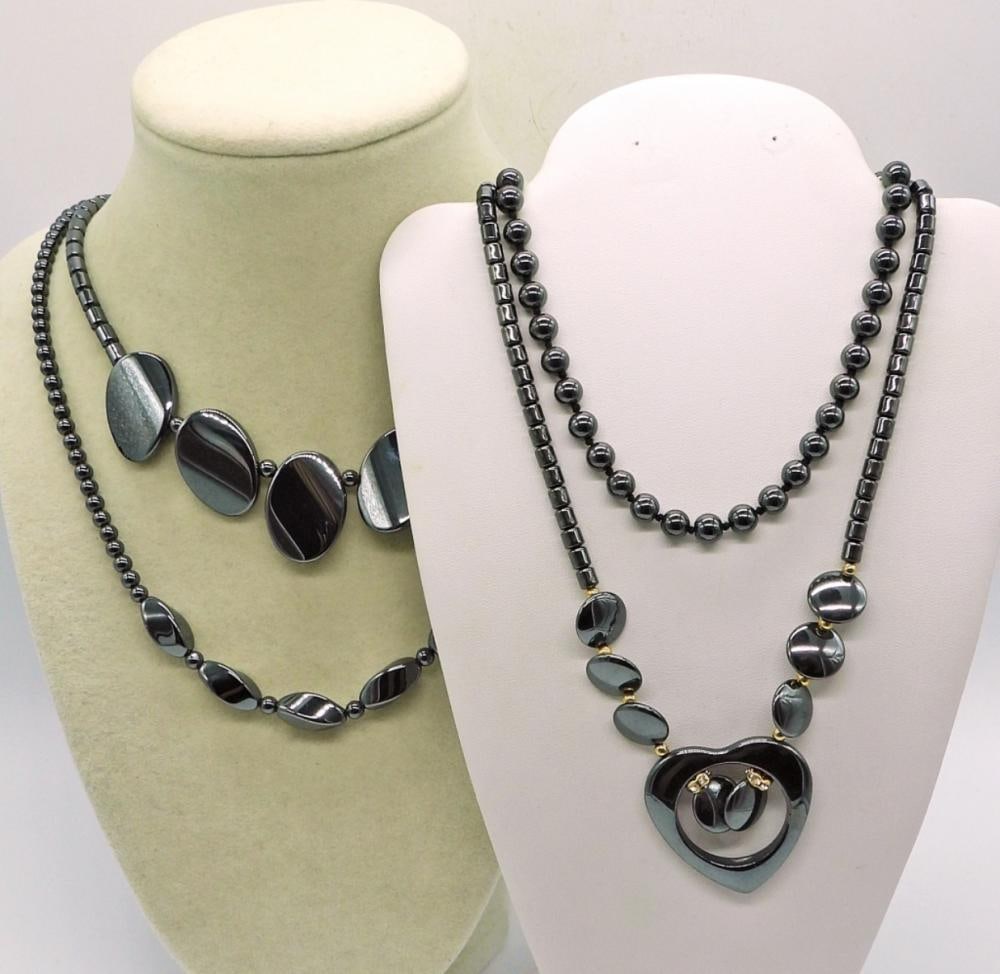 4 HEMATITE NECKLACES: 4 HEMATITE NECKLACES