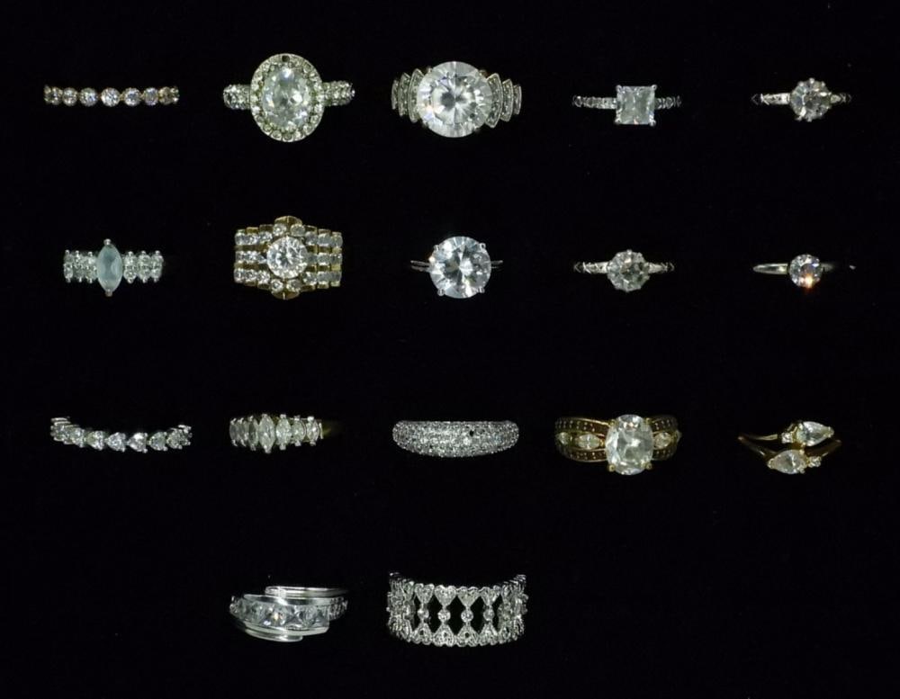 (17) BRIDAL STYLE FASHION RINGS: (17) BRIDAL STYLE FASHION RINGS