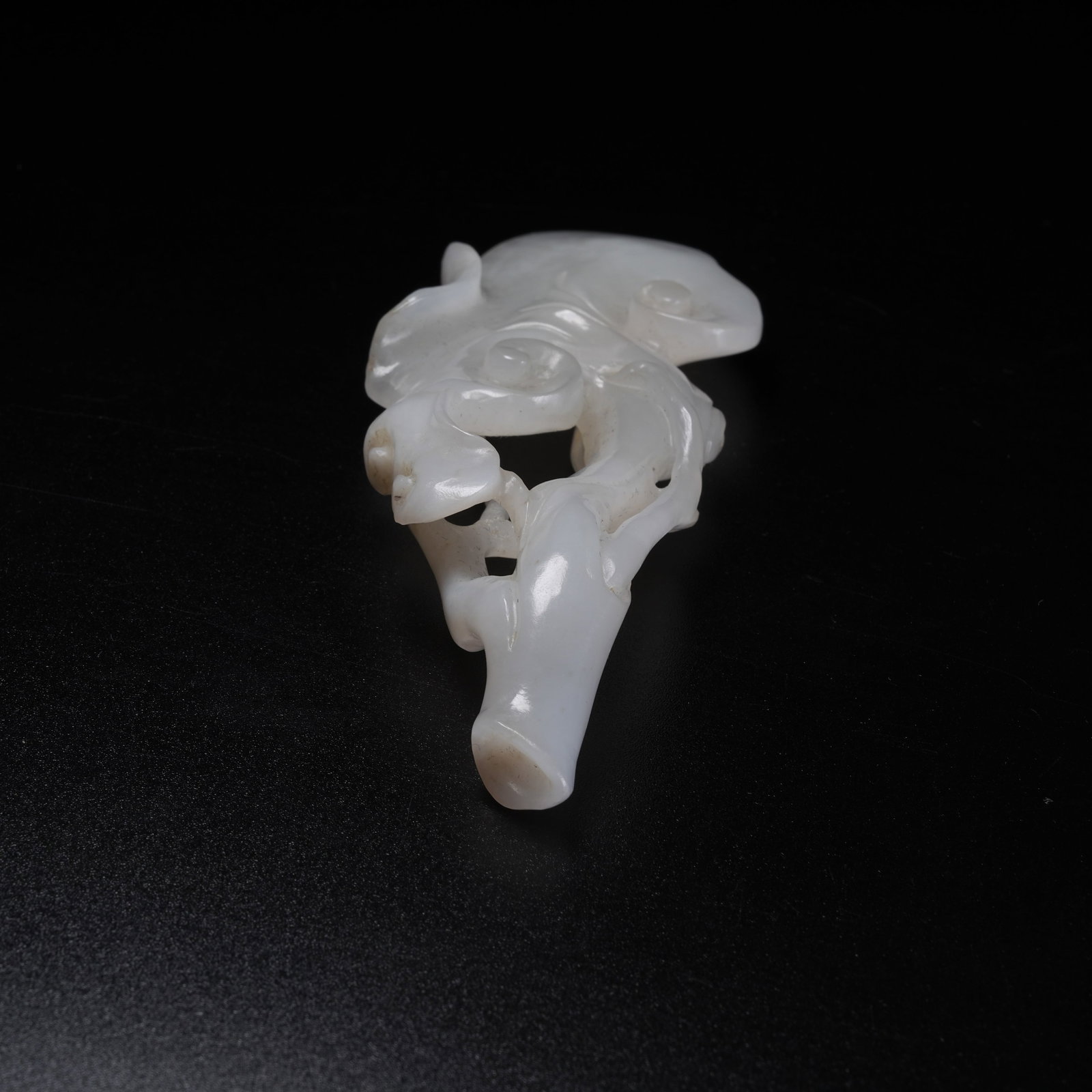 A HETIAN JADE GANODERMA RUYI SCEPTER - 5