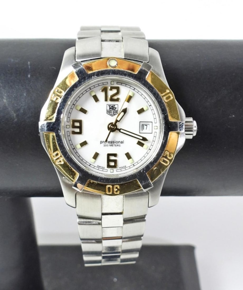 LADIES TAG HEUER PROFESSIONAL REF WN1352: LADIES TAG HEUER PROFESSIONAL REF WN1352