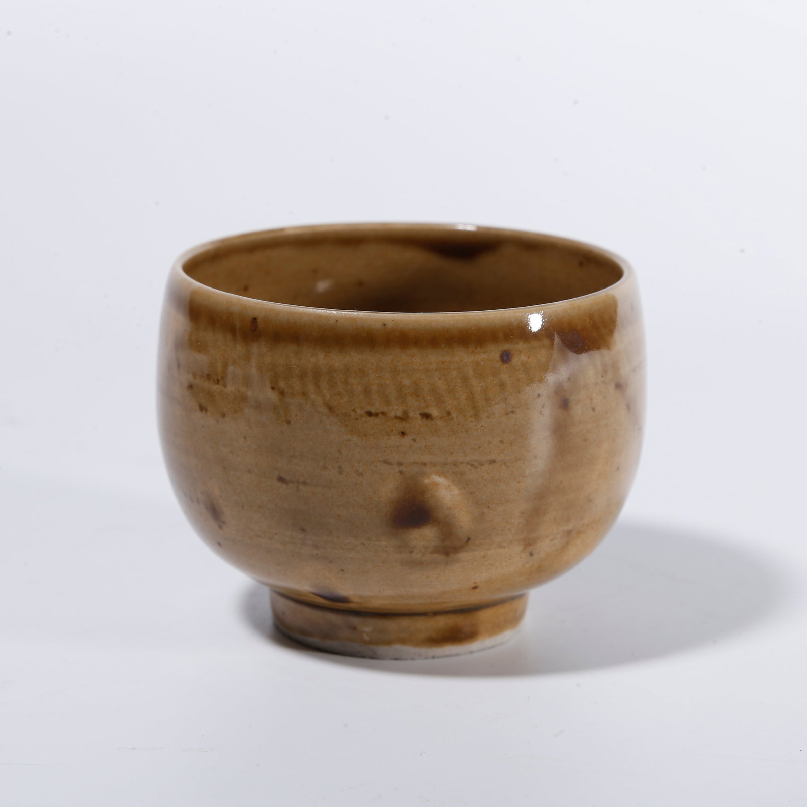 A DING WARE CUP: Ding ware cup