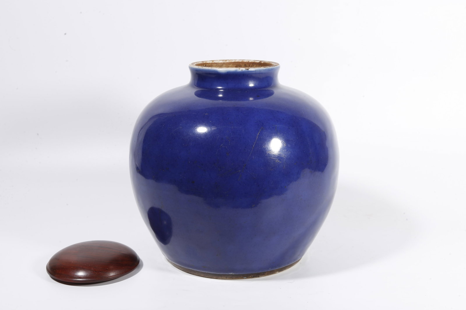A COVERED JAR WITH SPLASHED?BLUE GLAZE - 7