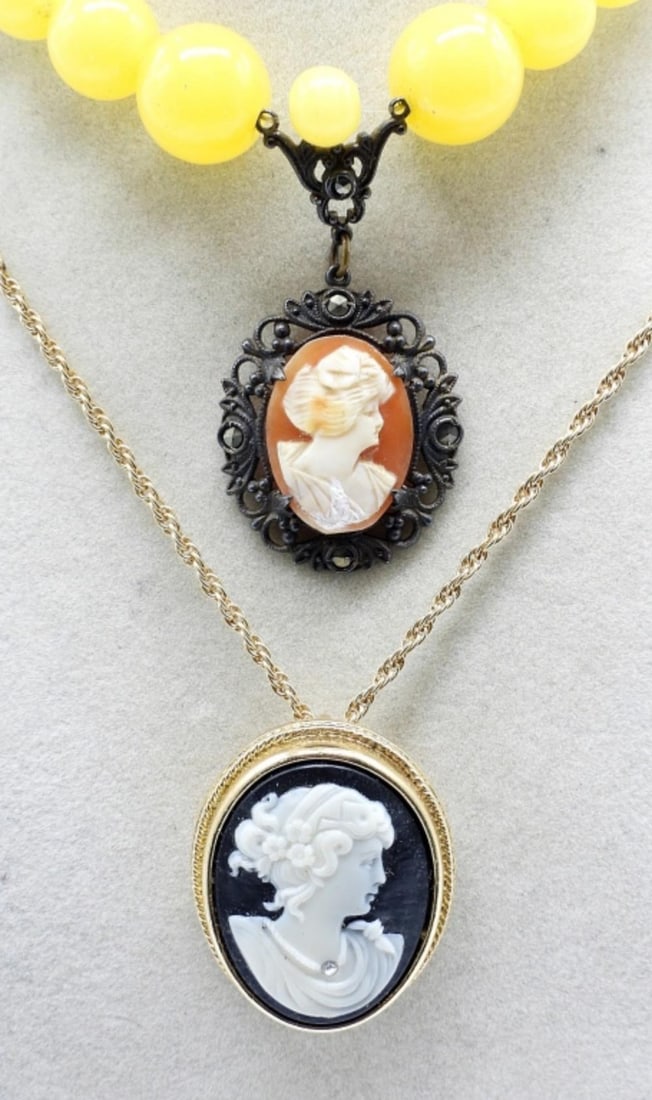 (7) CAMEO PIECES - 5