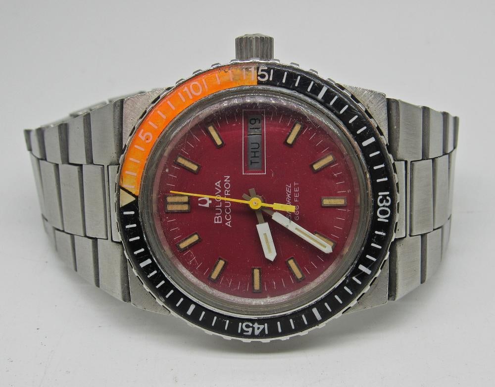 BULOVA ACCUTRON SNORKEL-660 FT: BULOVA ACCUTRON SNORKEL-660 FT