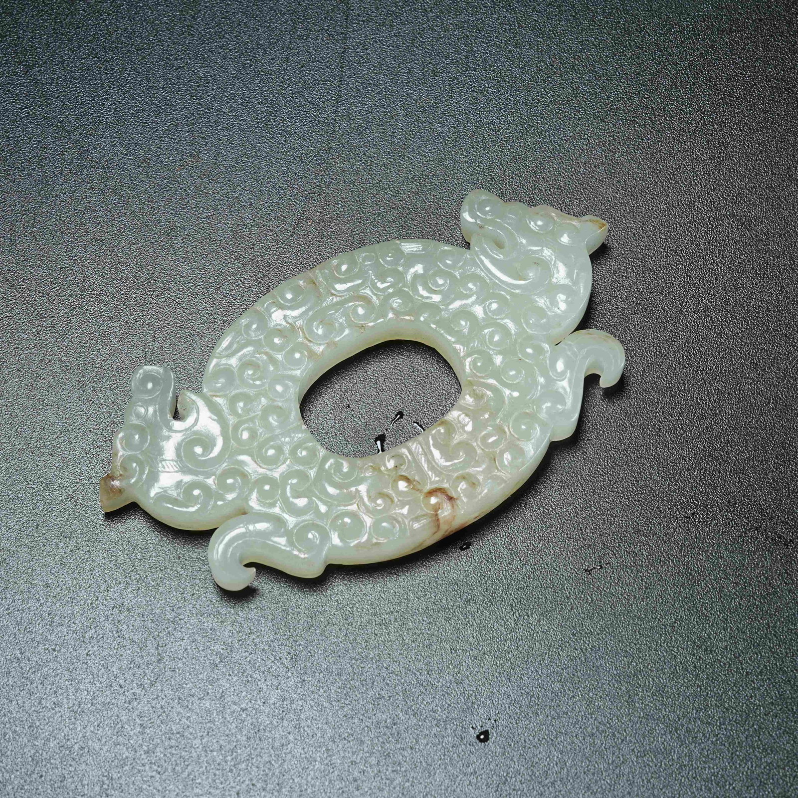 A ANCIENT JADE PENDANT WITH BEAST PATTERN - 8