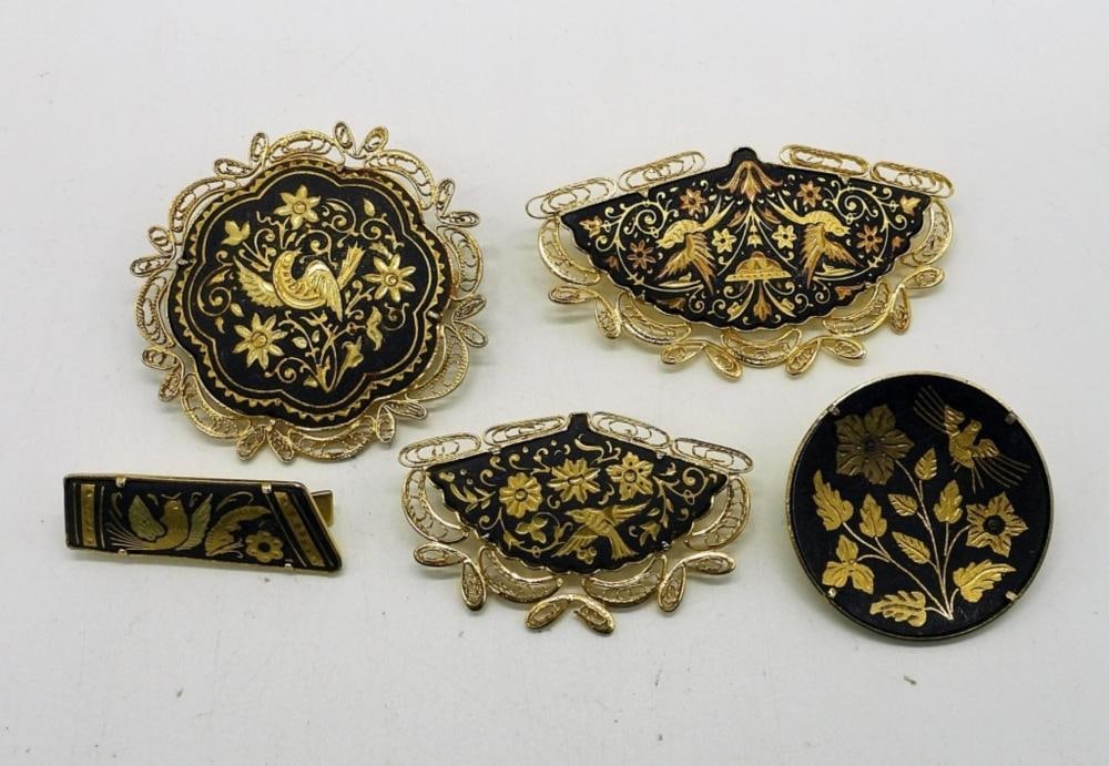 (5) DAMASCENE BROOCHES: (5) DAMASCENE BROOCHES
