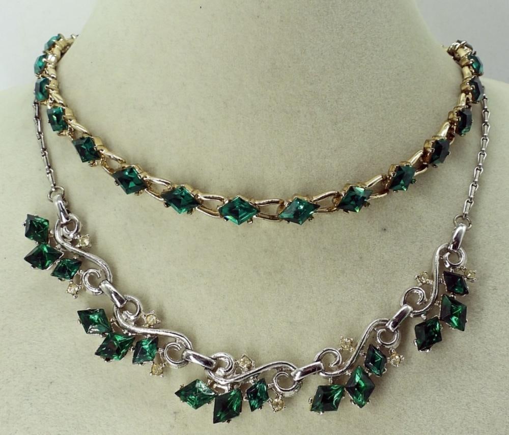 (8) EMERALD GREEN GEMSTONE SET - 3