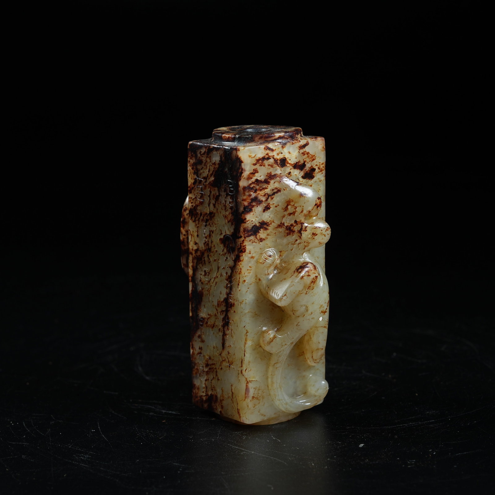 A ANCIENT JADE CONG-SHAPED TUBE PENDANT WITH CHI DRAGON PATTERN: Ancient Jade Cong-shaped Tube Pendant with Chi Dragon Pattern