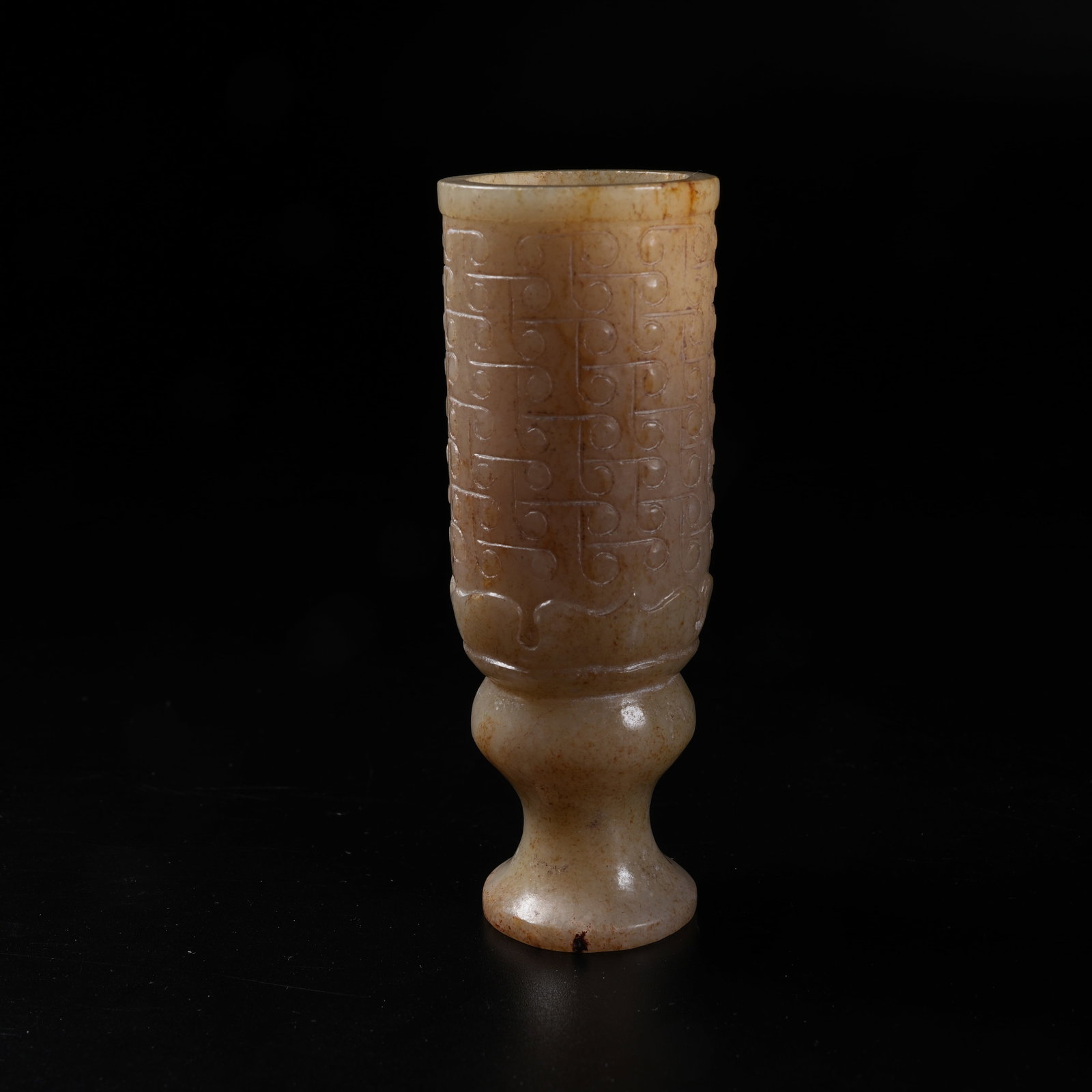 A ARCHAIC JADE CUP WITH HOOKED CLOUD PATTERN - 4