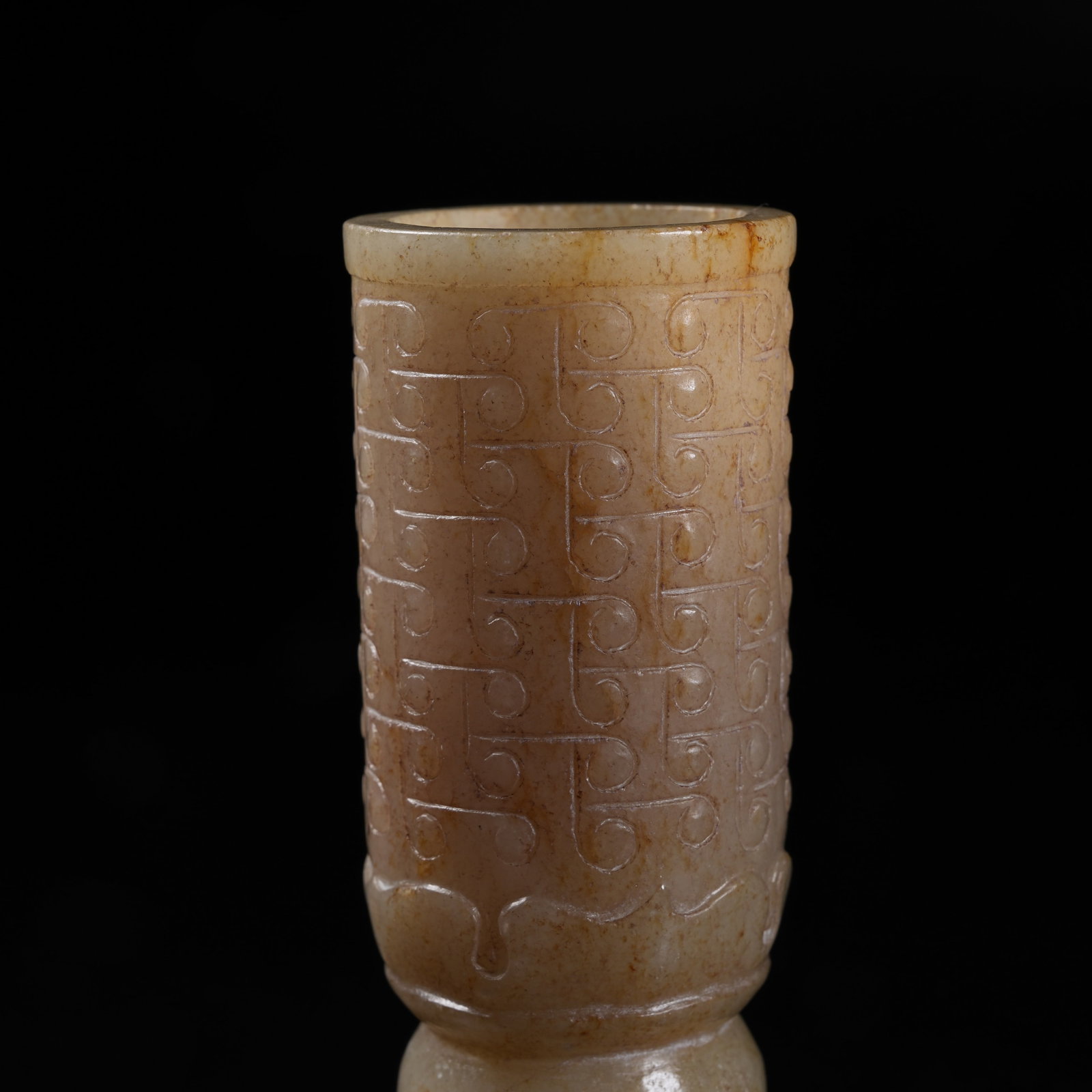 A ARCHAIC JADE CUP WITH HOOKED CLOUD PATTERN - 5