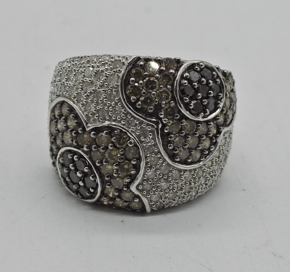 10K WHITE GOLD, MOISSANITE RING: 10K WHITE GOLD, MOISSANITE RING