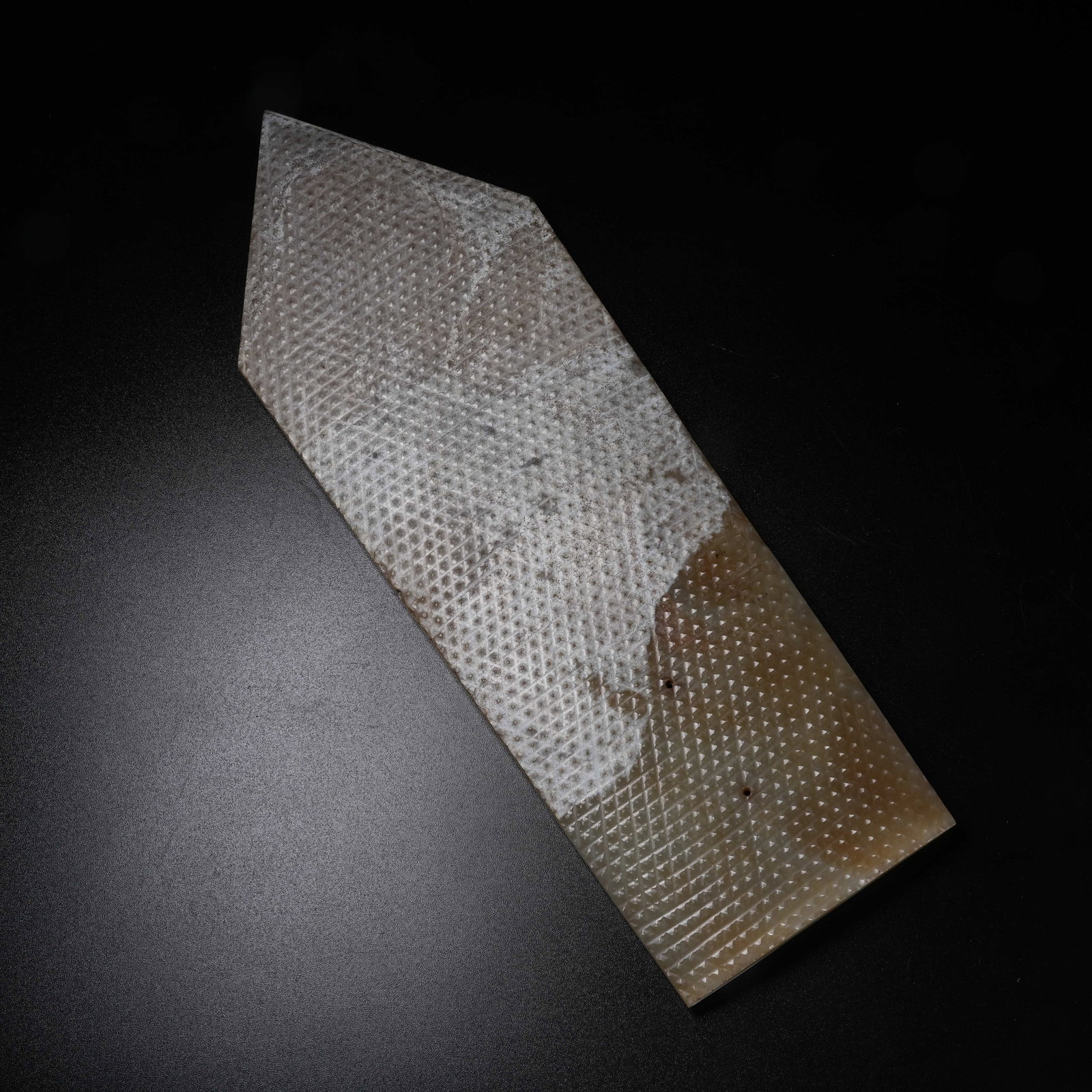 A ARCHAIC JADE GUI TABLET WITH NAIL PATTERN - 8