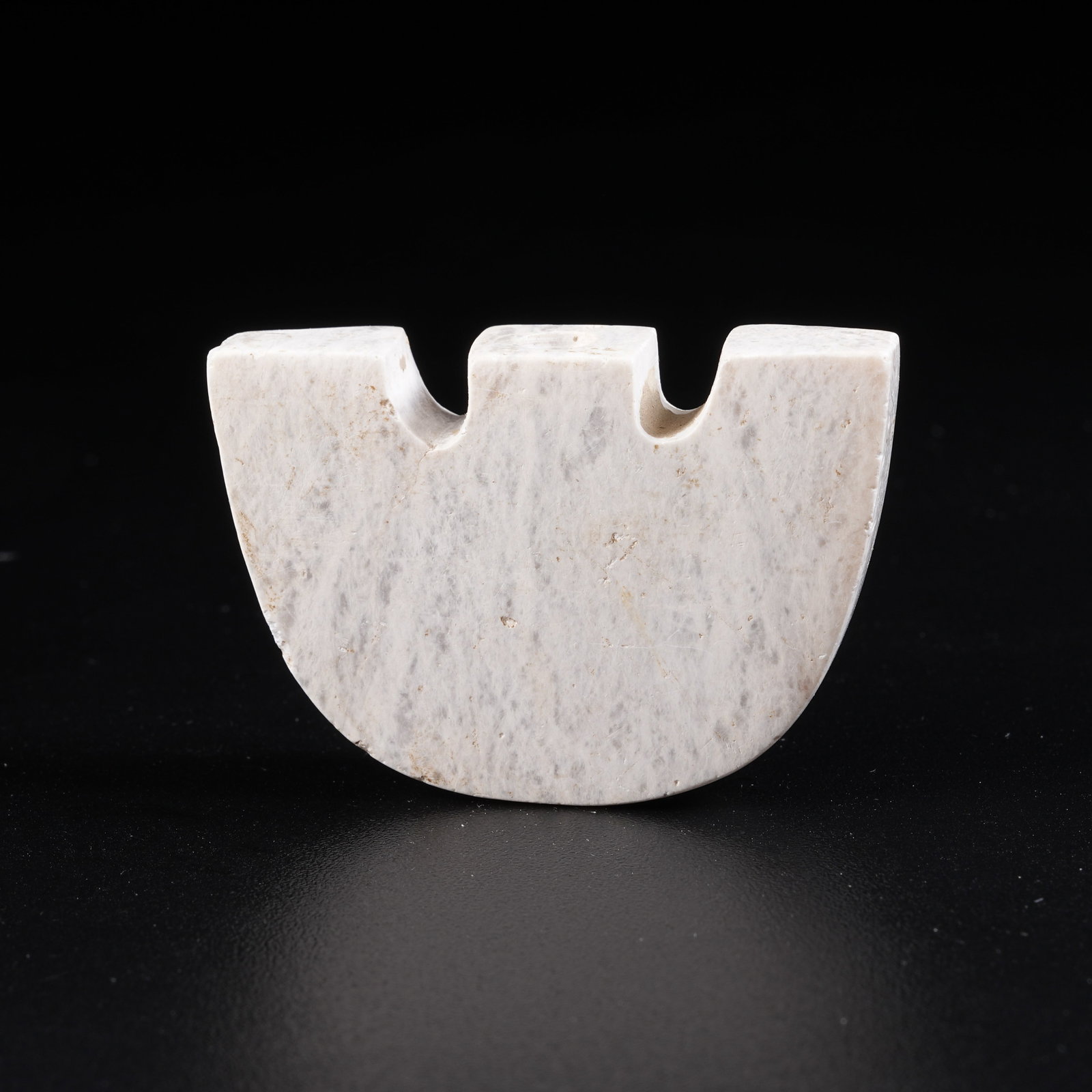 A ANCIENT JADE PENDANT - 6