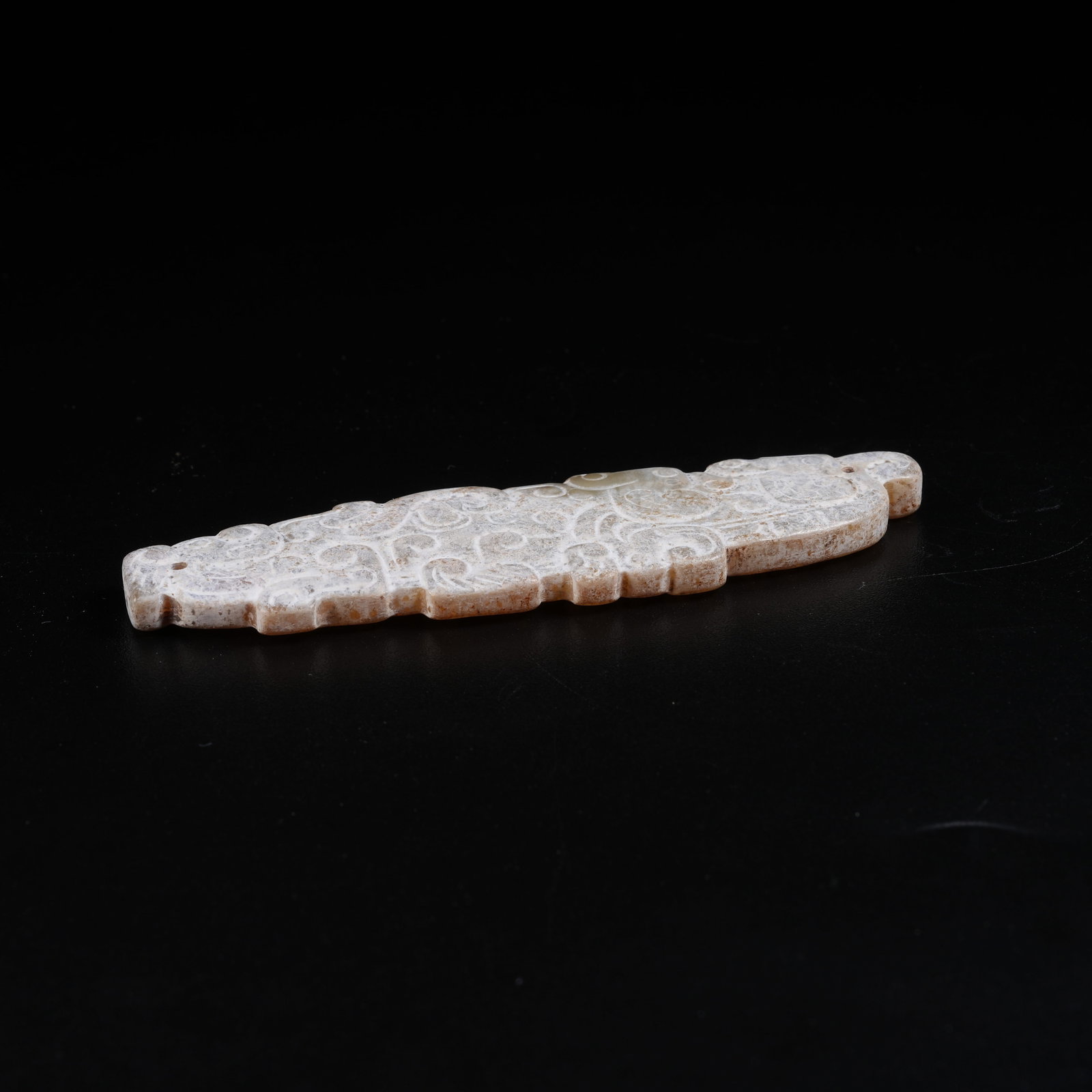 A ANCIENT JADE PENDANT WITH HOOKED CLOUD PATTERNS - 6