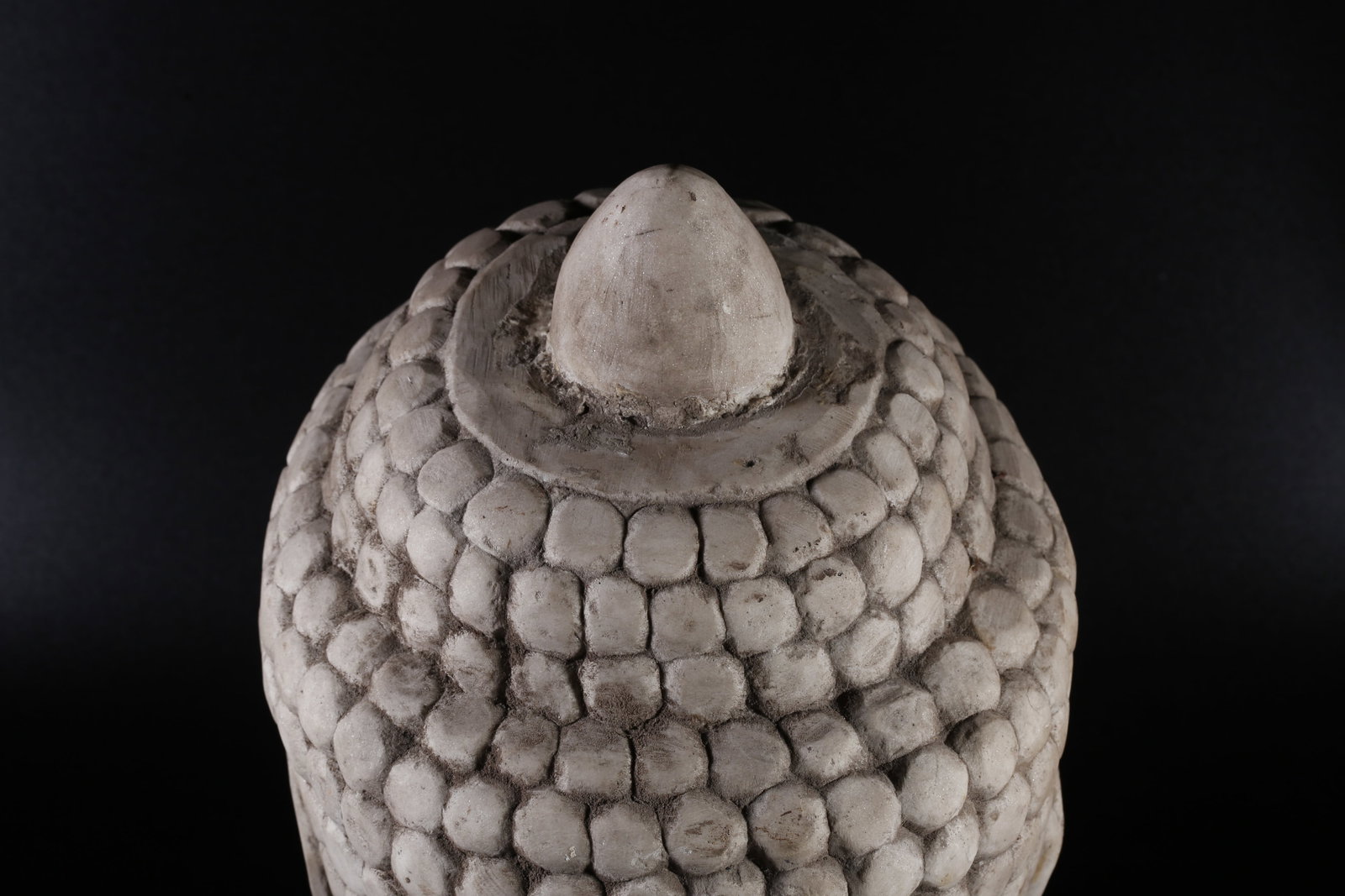 A WHITE MARBLE BUDDHA HEAD - 7