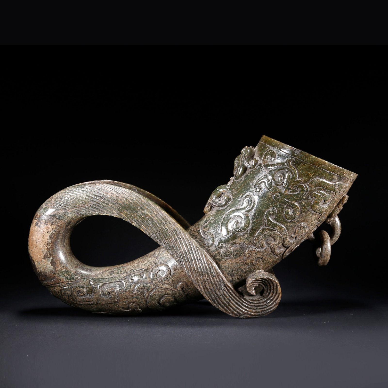 A ARCHAIC JADE HORN CUP CARVED WITH BEAST PATTERN (1 of 10)