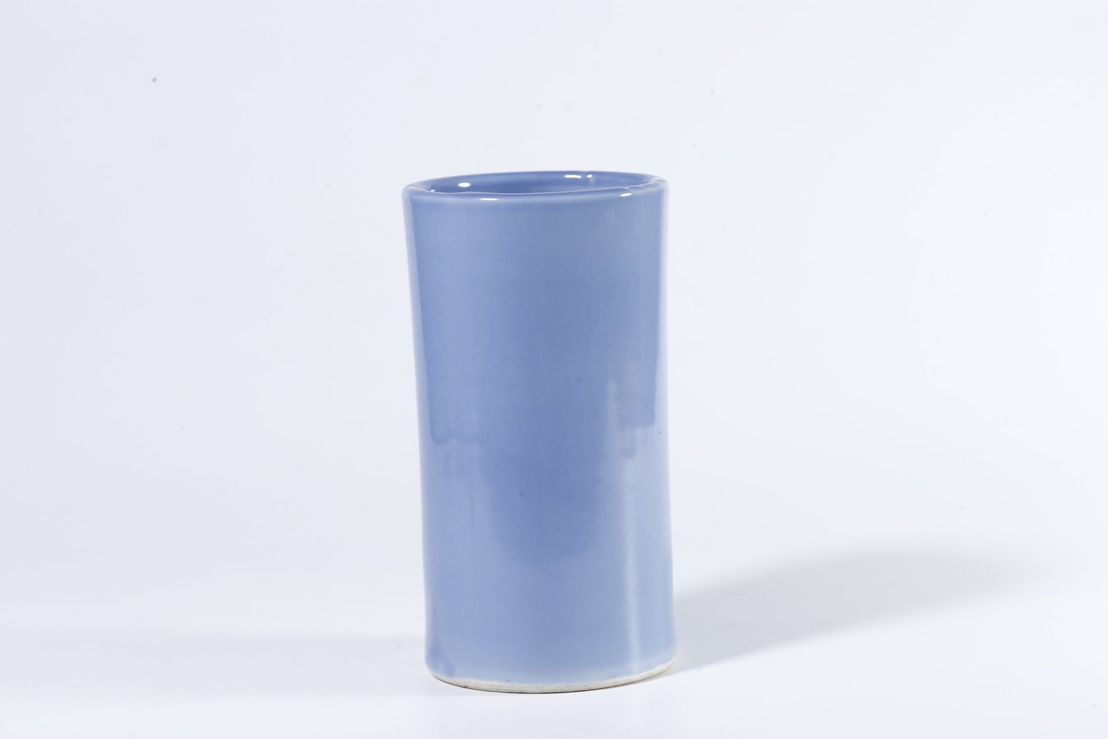 A BLUE-GLAZED BRUSH POT (1 of 9)