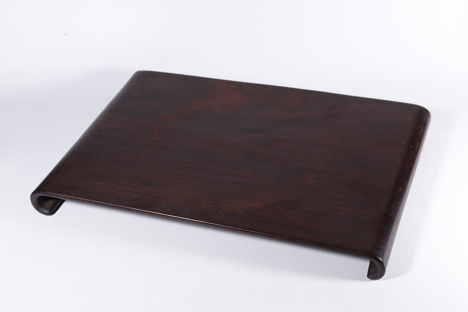 A CARVED REDWOOD SMALL TEA TABLE (1 of 9)