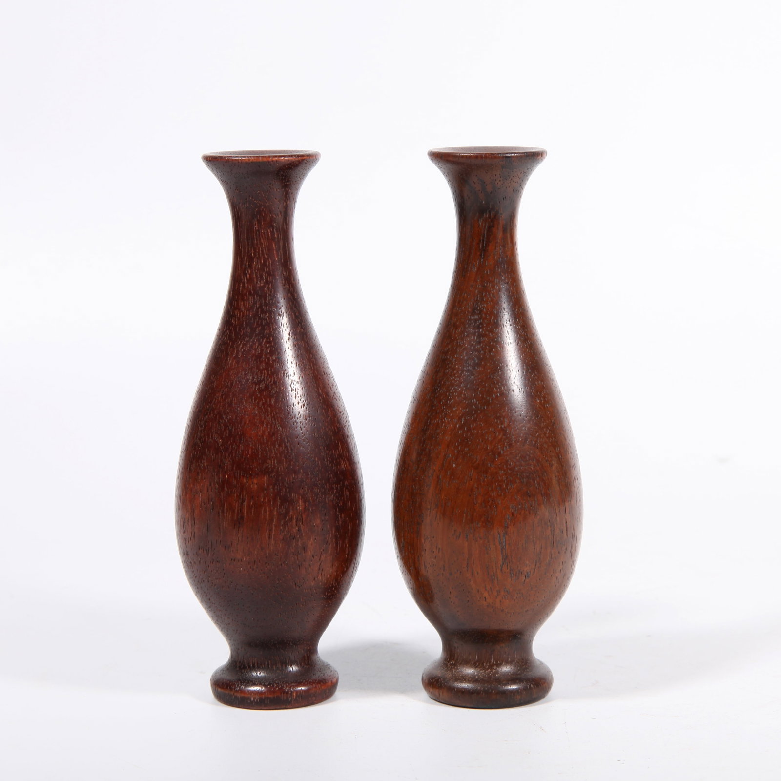 A HUANGHUALI WOOD INCENSE HOLDER (A PAIR): Huanghuali wood incense holder (a pair)