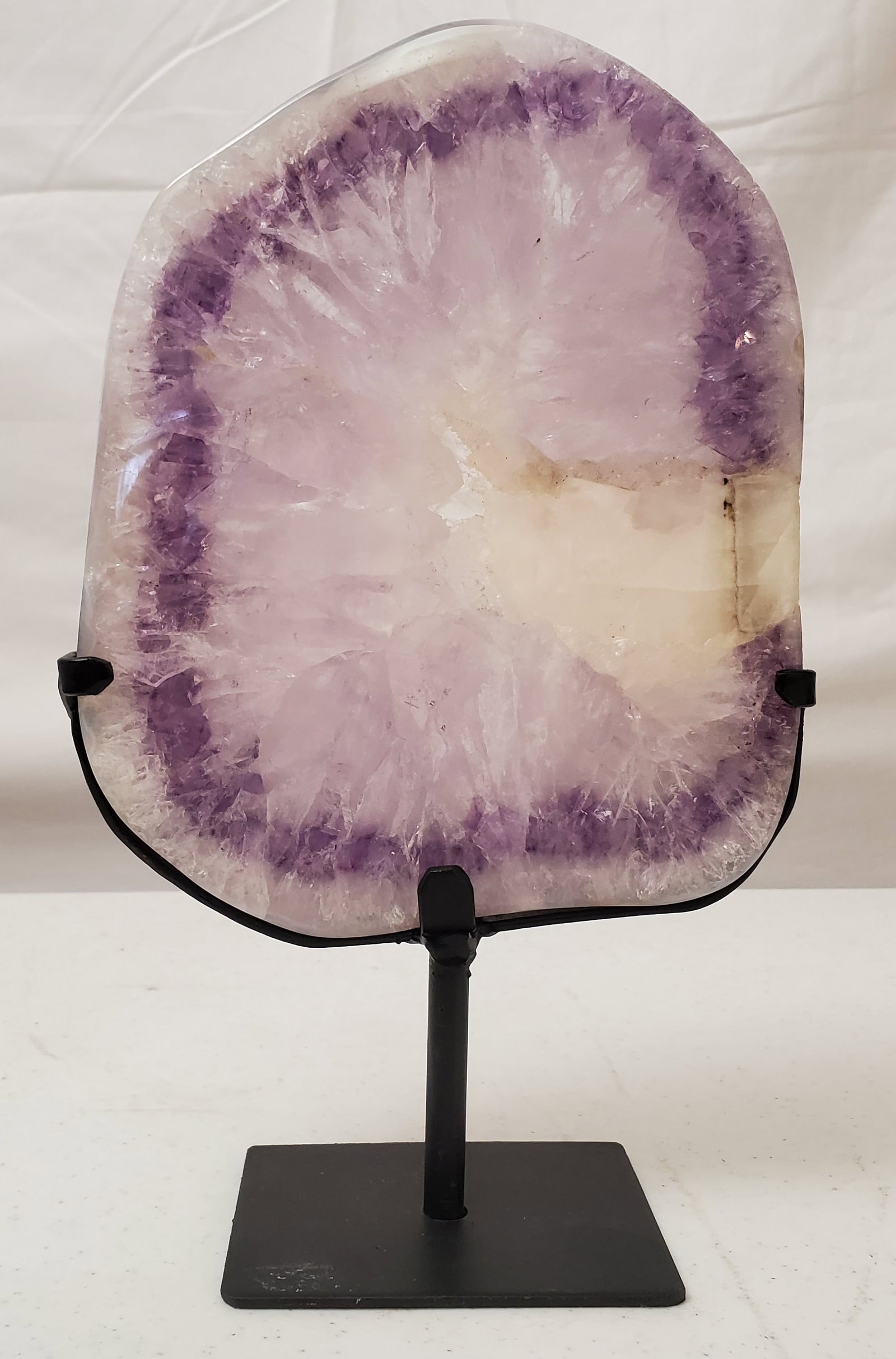 BRILLIANT AMETHYST CRYSTAL PORTAL WITH CUSTOM MOUNT STAND (1 of 3)