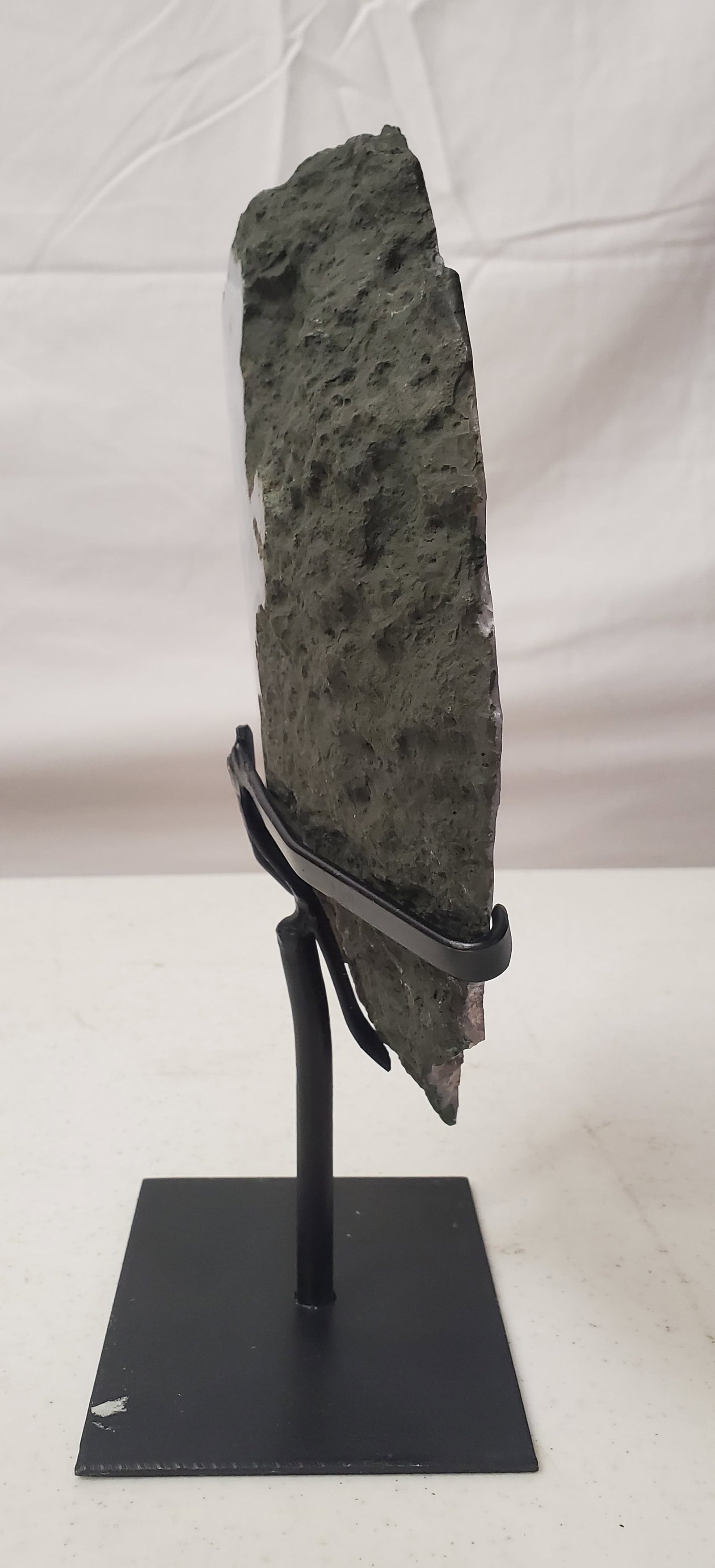 NATURAL POLISHED AGATE GEODE BRAZILLIAN AMETHYST SLICE WITH CUSTOM DISPLAY MOUNT: MINERAL SLICE ONLY 9 X 10