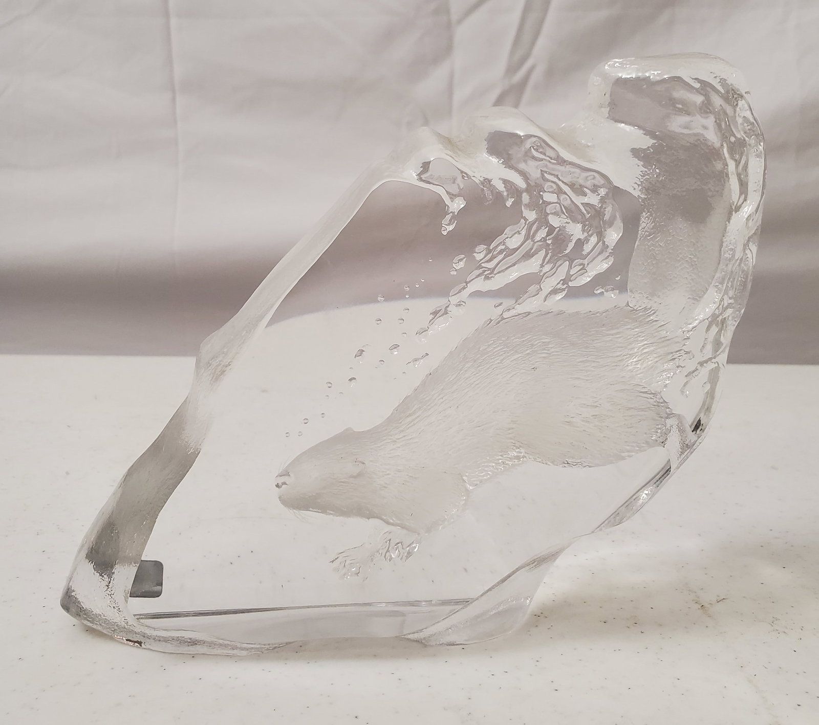 MATS JONASSON SWEDEN CRYSTAL ART GLASS CURIOUS OTTER SCULPTURE (1 of 6)