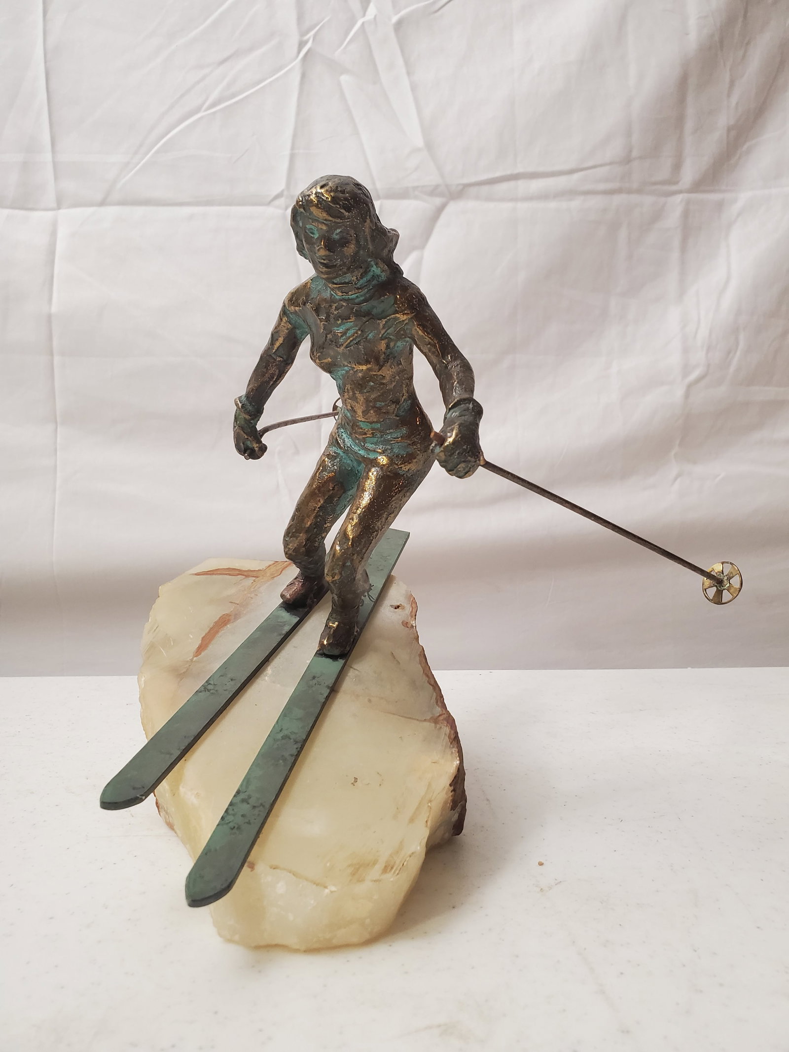 MODERN ARTIST SIGNED CURTIS JERE BRONZE SKIER SCULPTURE ON MARBLE STONE BASE (1 of 8)