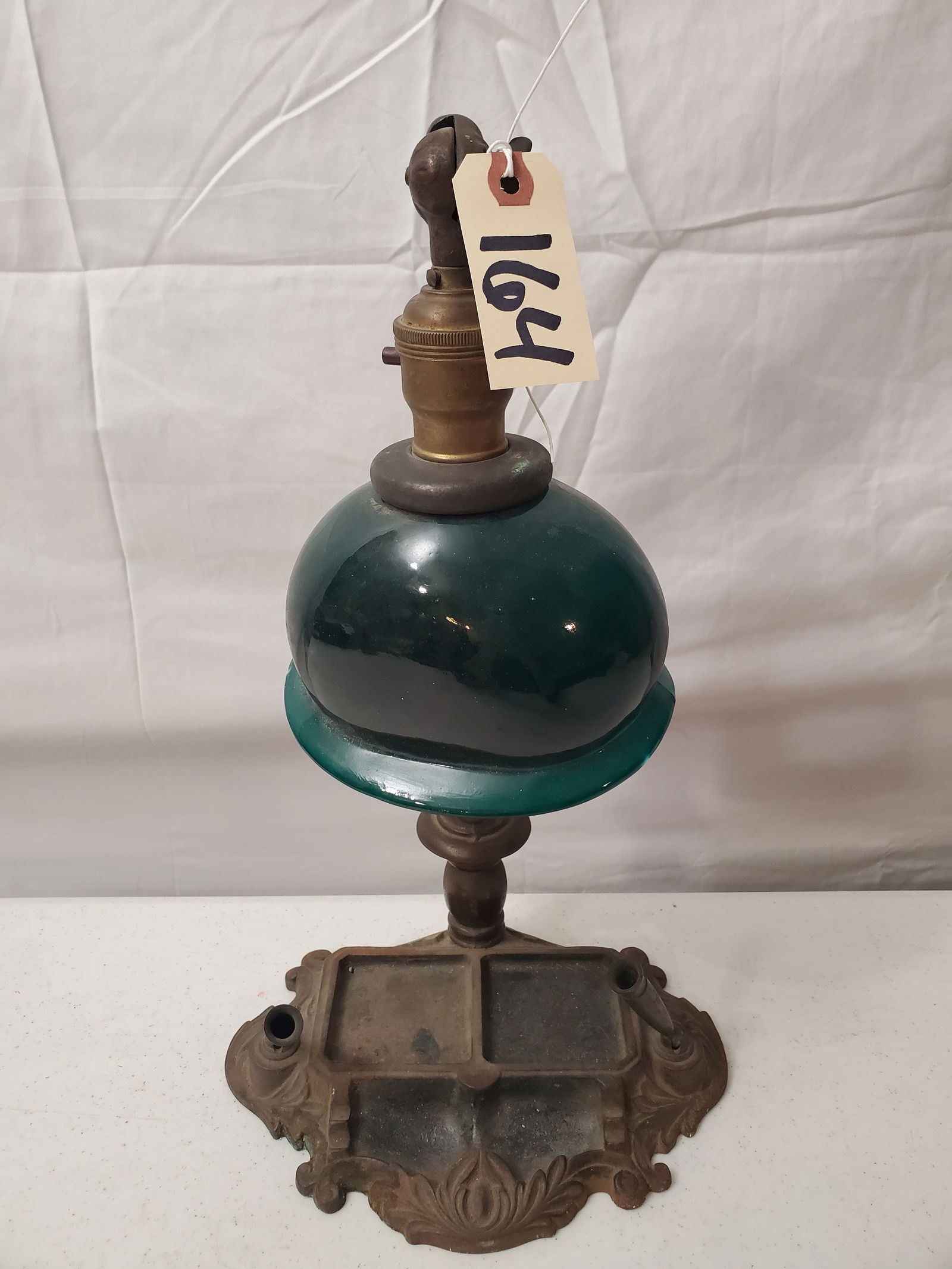 ANTIQUE ORNATE CAST IRON BASE TABLE TOP STUDENT LAMP WITH INK WELL COMPARTMENTS (1 of 16)