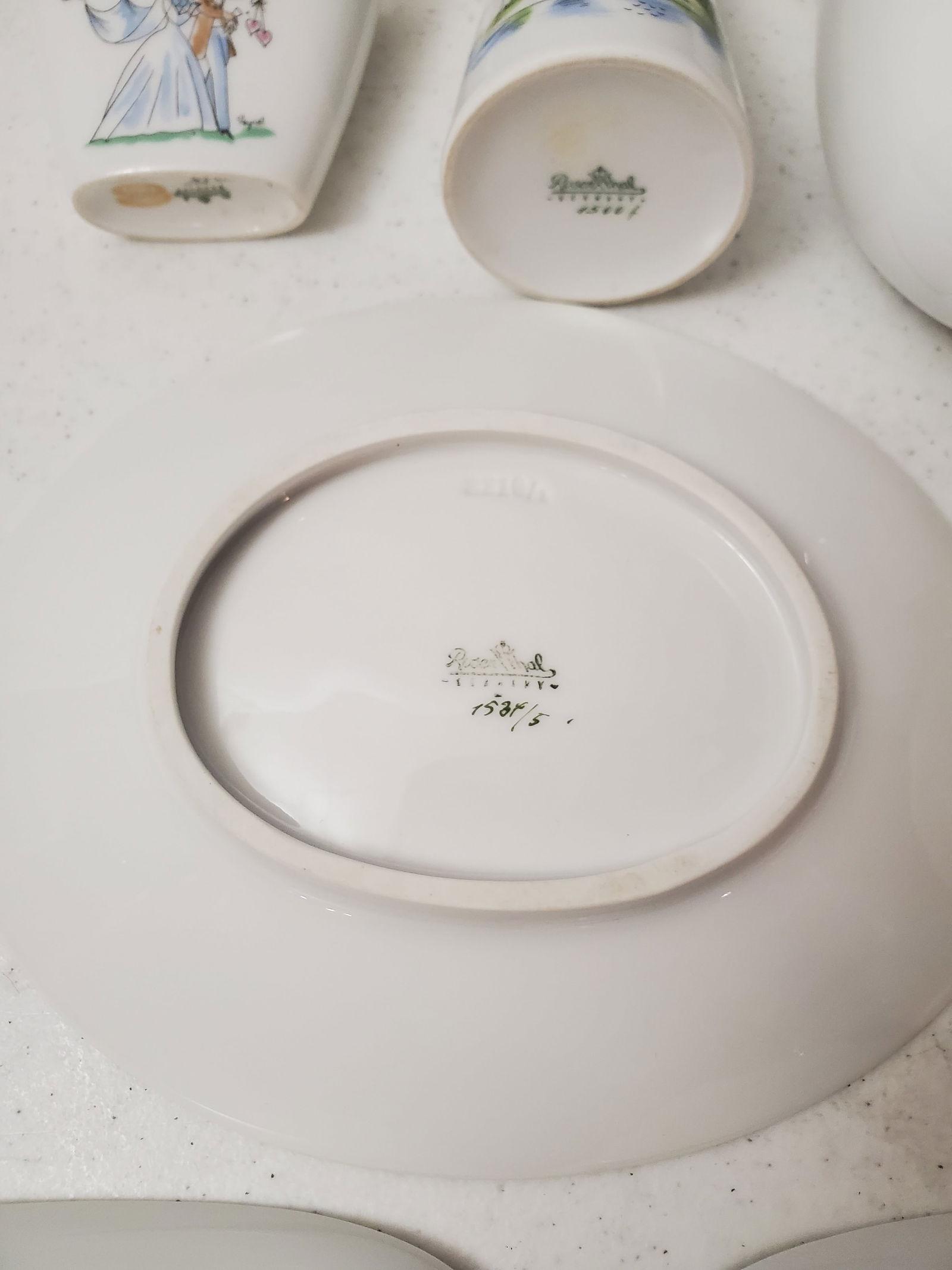 VINTAGE ROSENTHAL ASSORTED CERAMIC STUDIO ITEMS - 11