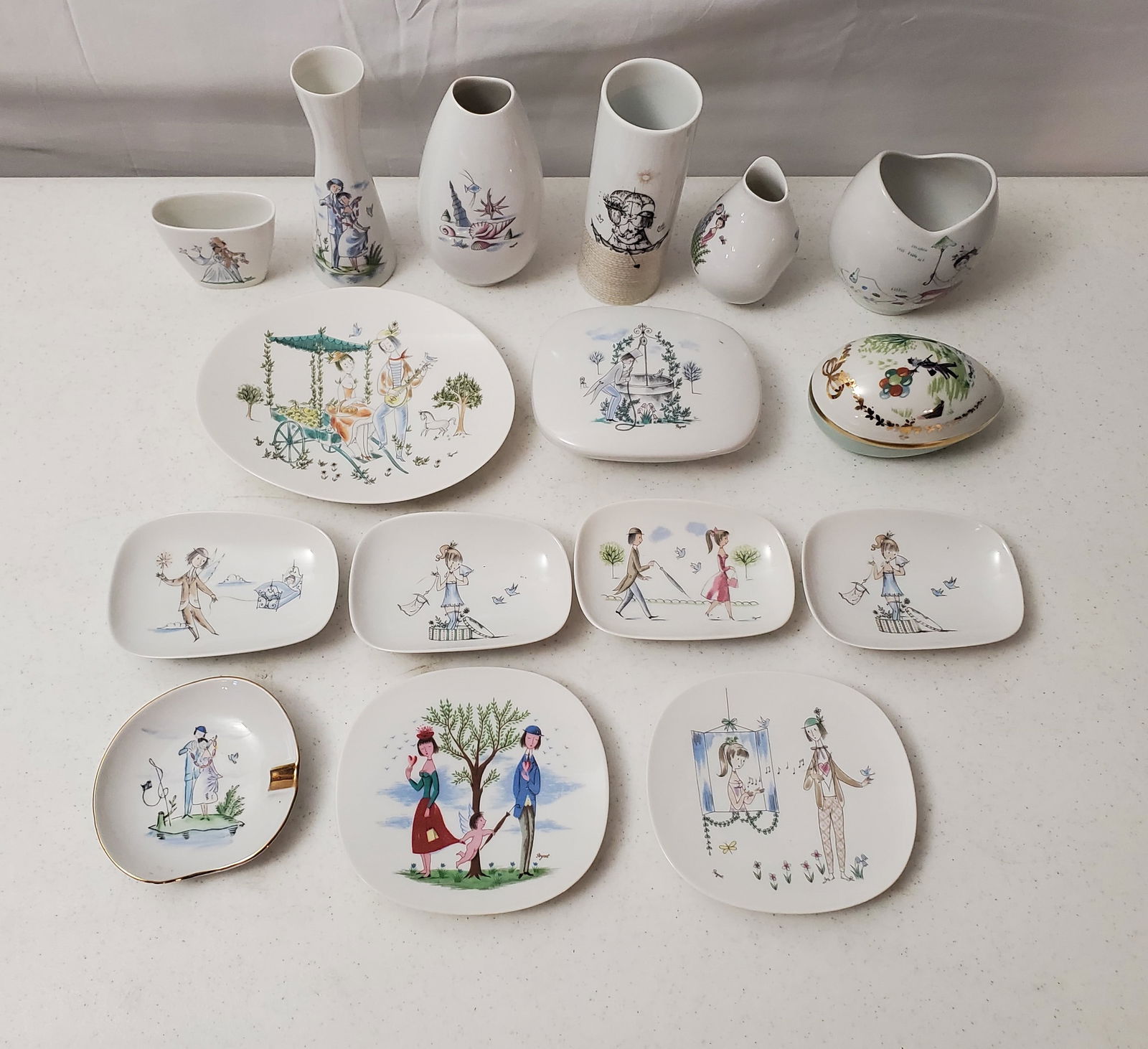 VINTAGE ROSENTHAL ASSORTED CERAMIC STUDIO ITEMS - 2