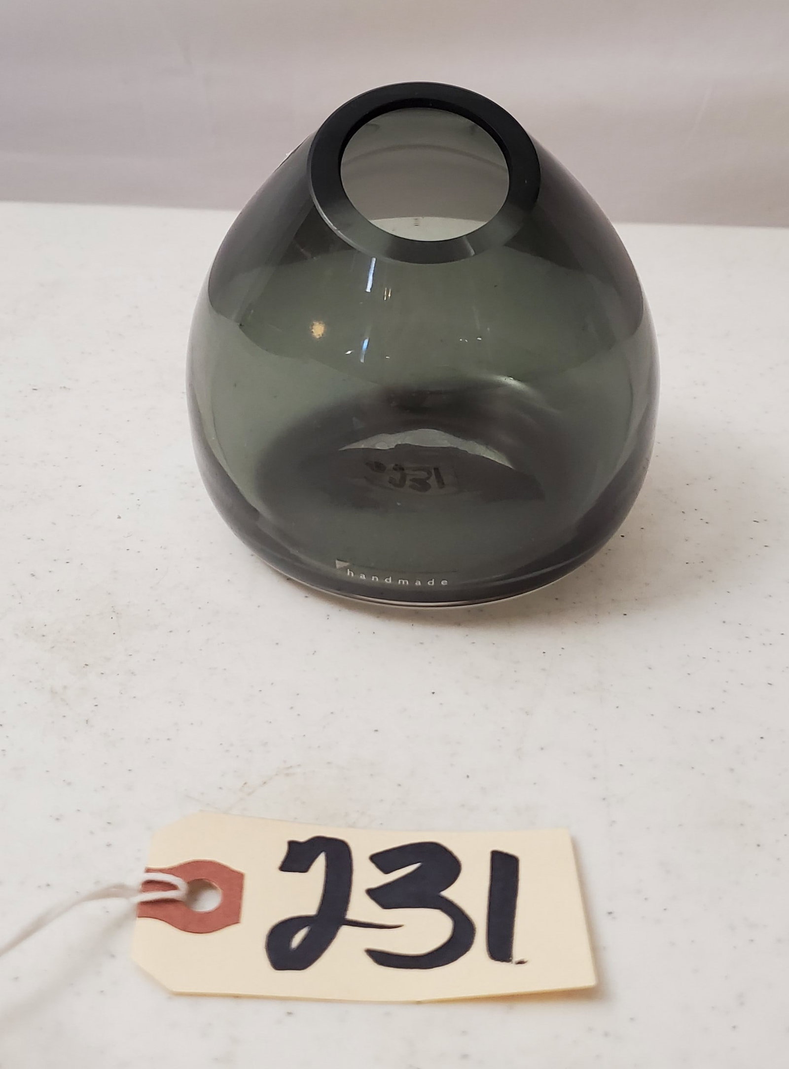 BLOMUS "DROP" HAND BLOWN SMOKY GRAY GLASS VASE: NO CHIPS, OR CRACKS. STANDS 4.5" TALL, 4" IN DIAMETER