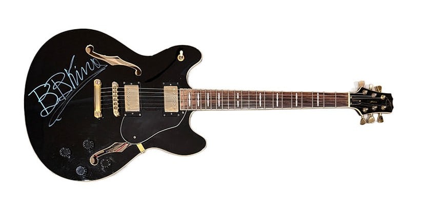 B.B. King Autographed Electric Peavey Guitar (1 of 1)